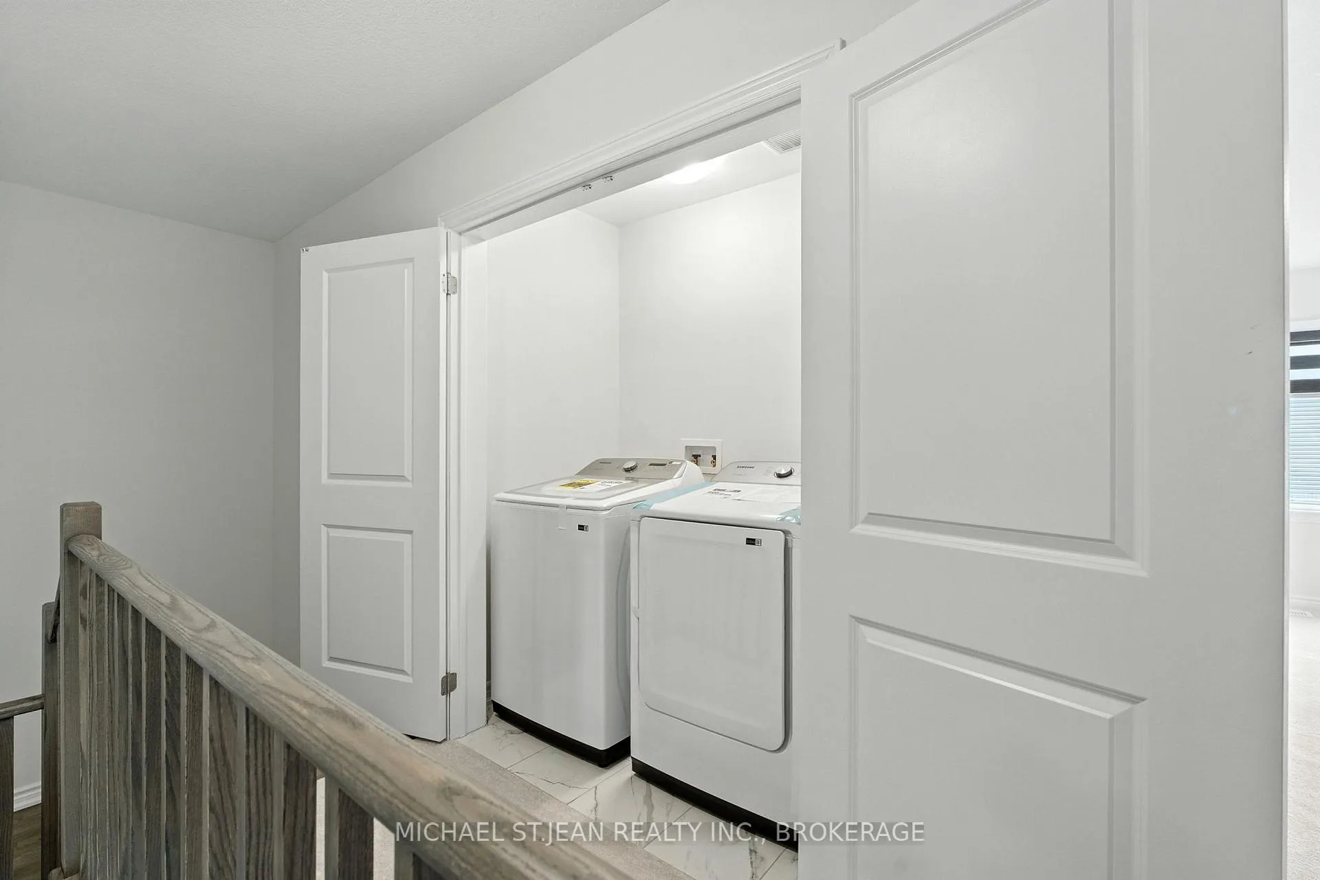 Photo 30 of 421 Barker Parkway, Thorold, Rolling Meadows — HOMEH