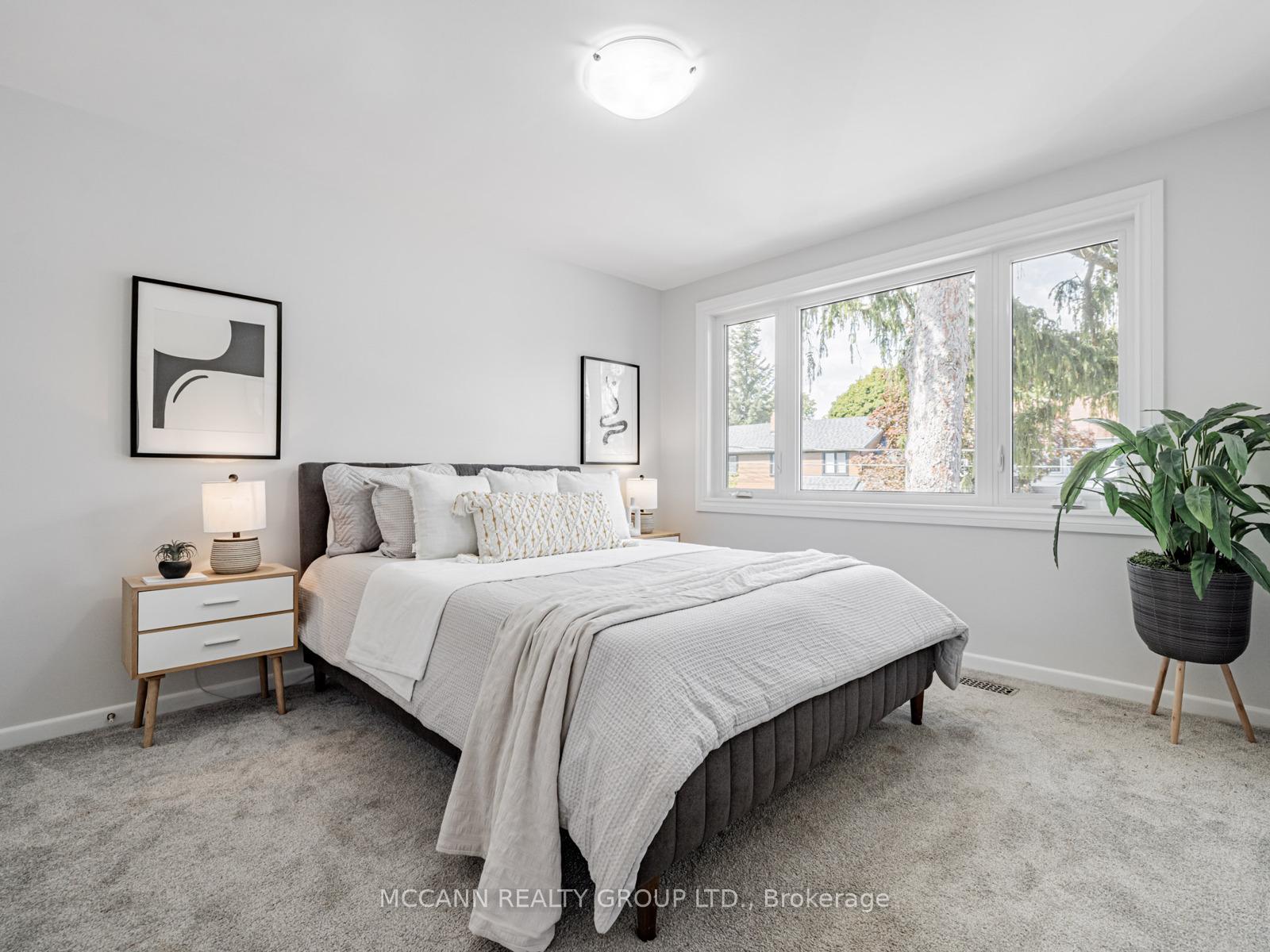 Photo 16 of 157 1/2 Roslin Avenue, Toronto, Lawrence Park North — HOMEH