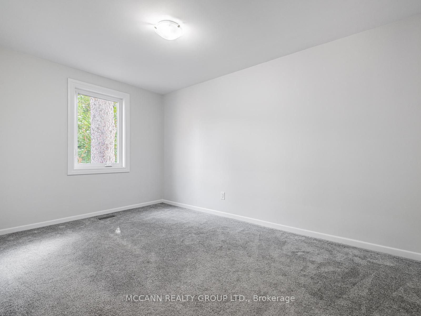 Photo 18 of 157 1/2 Roslin Avenue, Toronto, Lawrence Park North — HOMEH