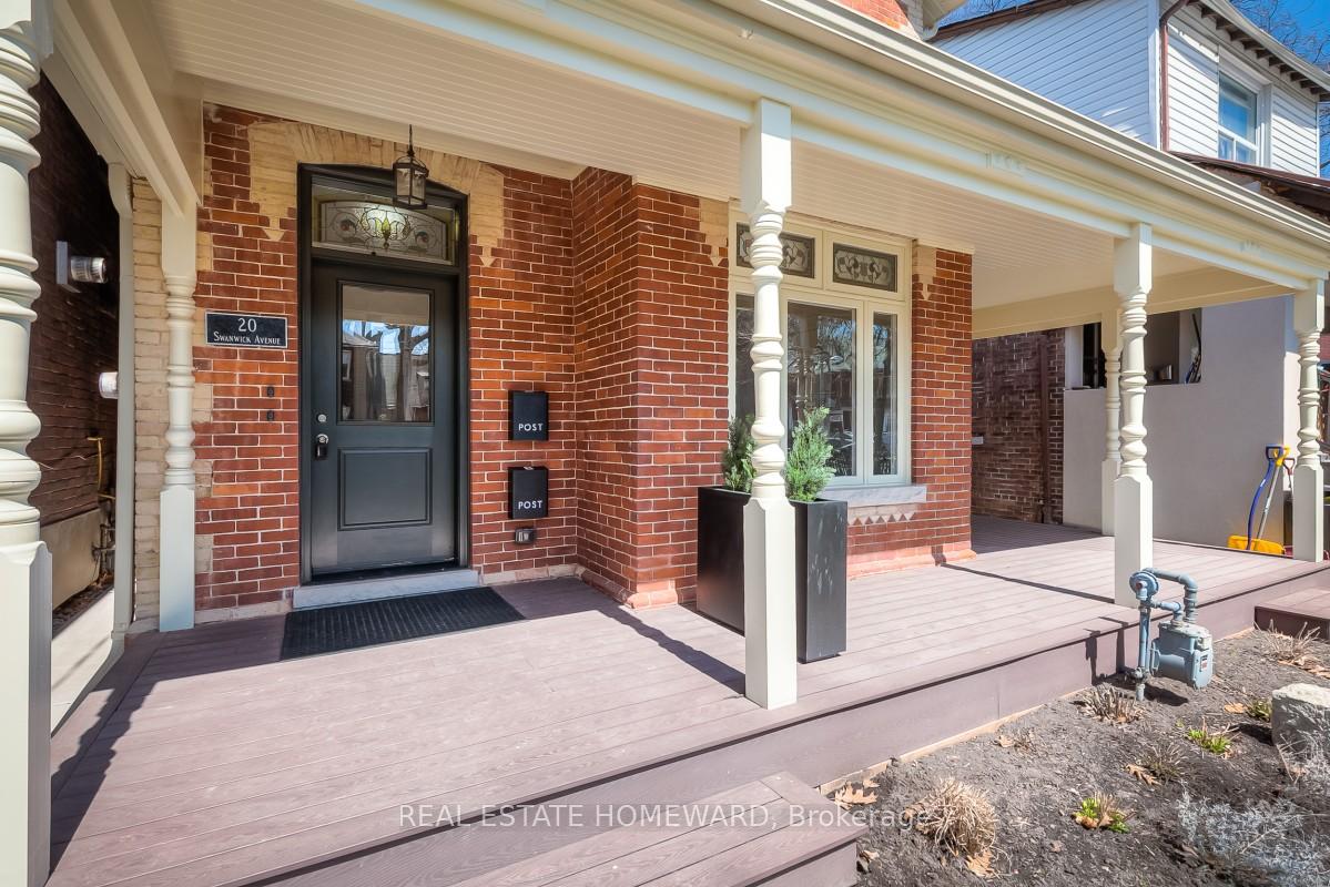 Photo 2 of Unit B, 20 Swanwick Avenue, Toronto, The Beaches — HOMEH
