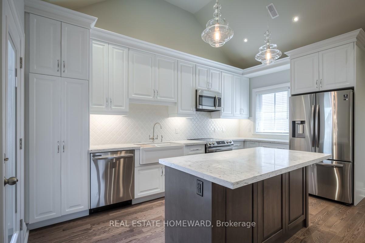 Photo 9 of Unit B, 20 Swanwick Avenue, Toronto, The Beaches — HOMEH