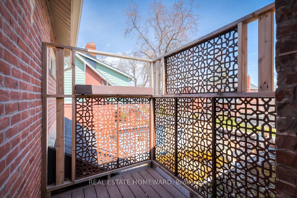 Photo 11 of Unit B, 20 Swanwick Avenue, Toronto, The Beaches — HOMEH