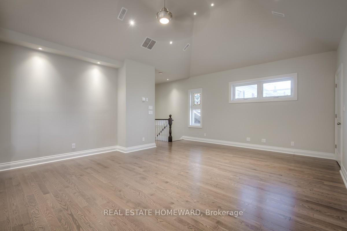 Photo 22 of Unit B, 20 Swanwick Avenue, Toronto, The Beaches — HOMEH