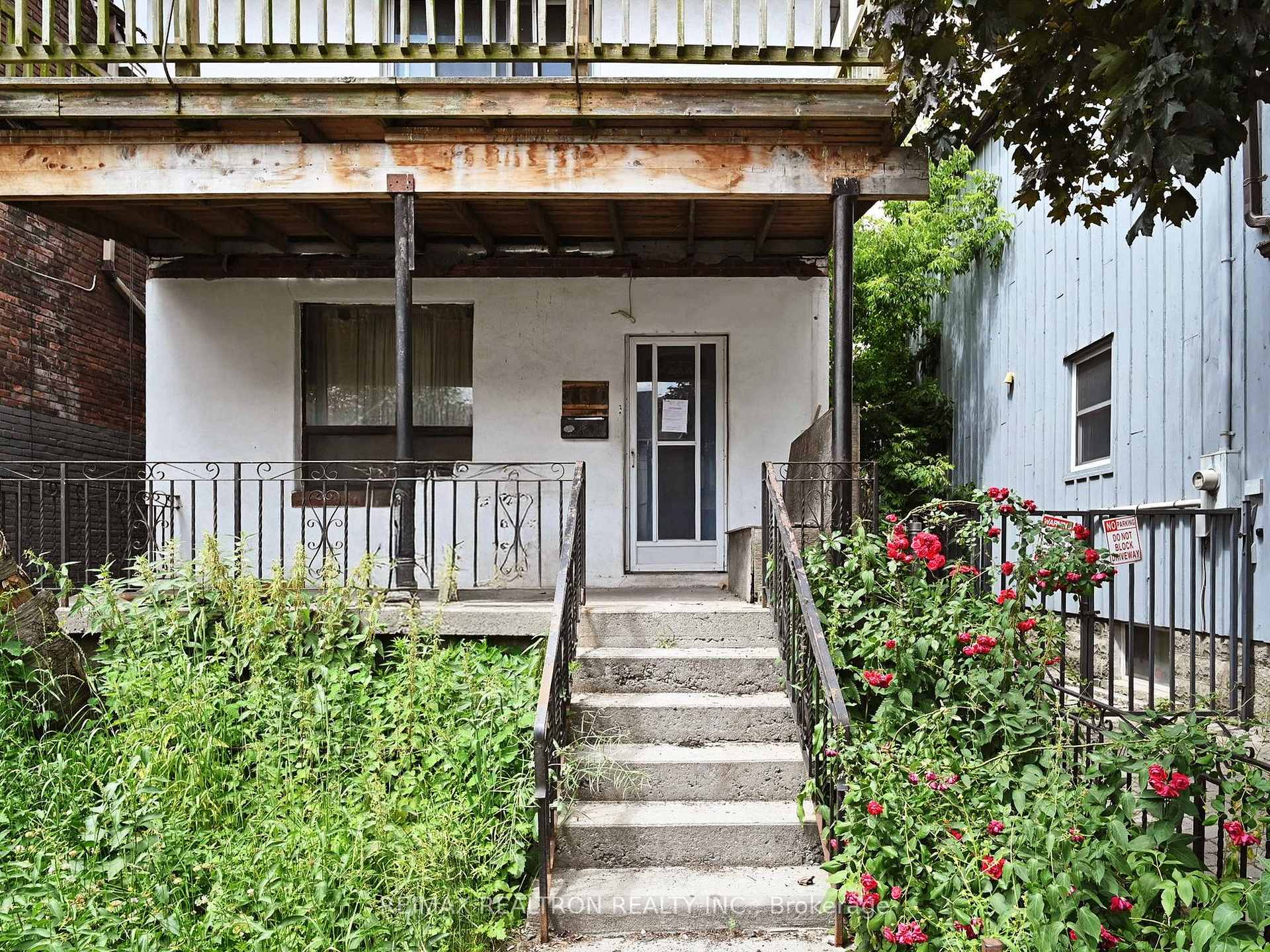 Photo 4 of 780 Pape Avenue, Toronto, Playter Estates-Danforth — HOMEH