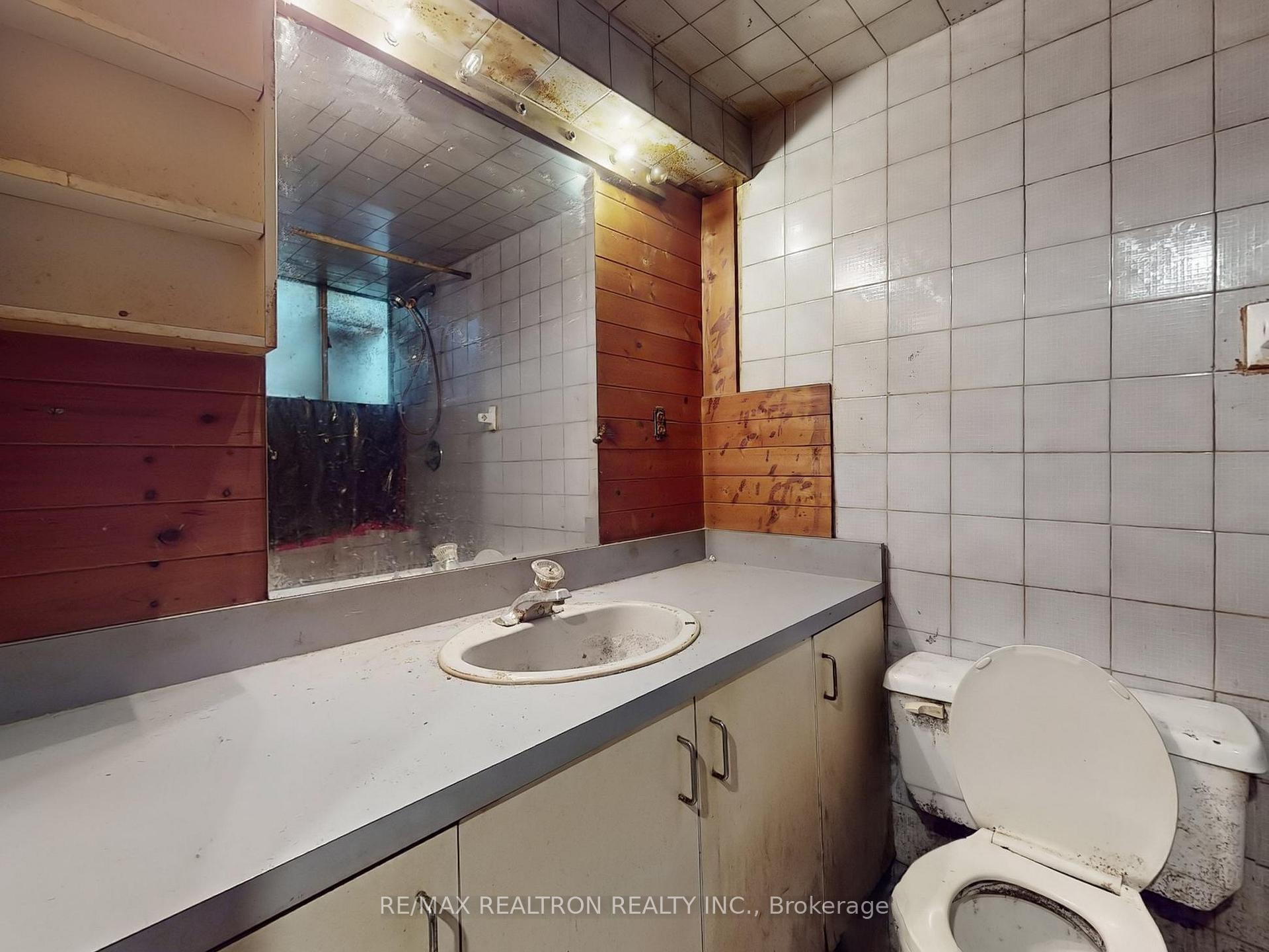 Photo 15 of 780 Pape Avenue, Toronto, Playter Estates-Danforth — HOMEH