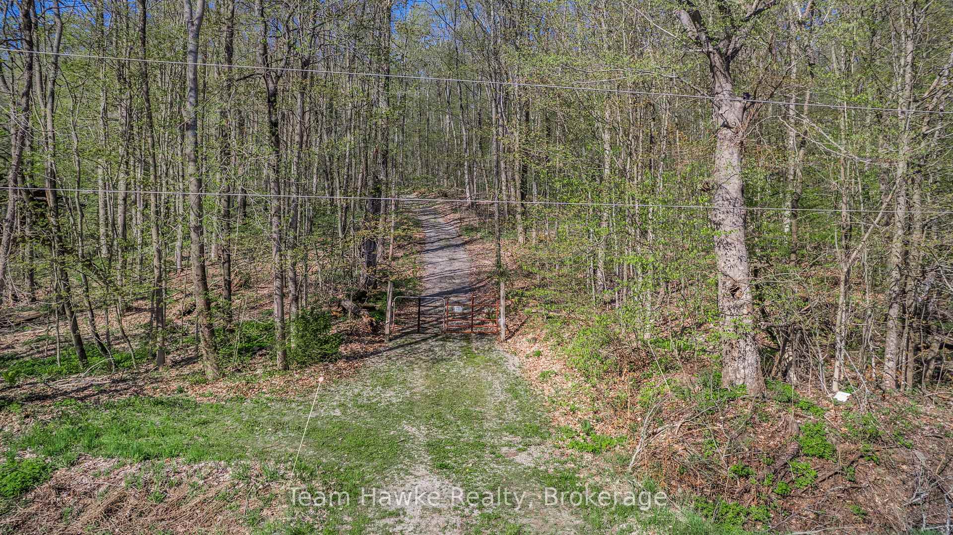 Photo 3 of 1998 Old Fort Road, Tay, Rural Tay — HOMEH