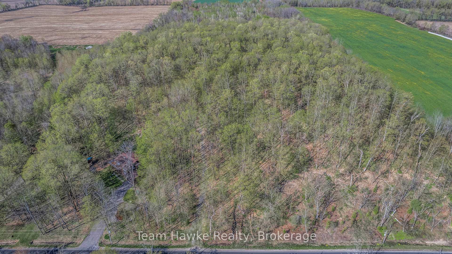 Photo 31 of 1998 Old Fort Road, Tay, Rural Tay — HOMEH