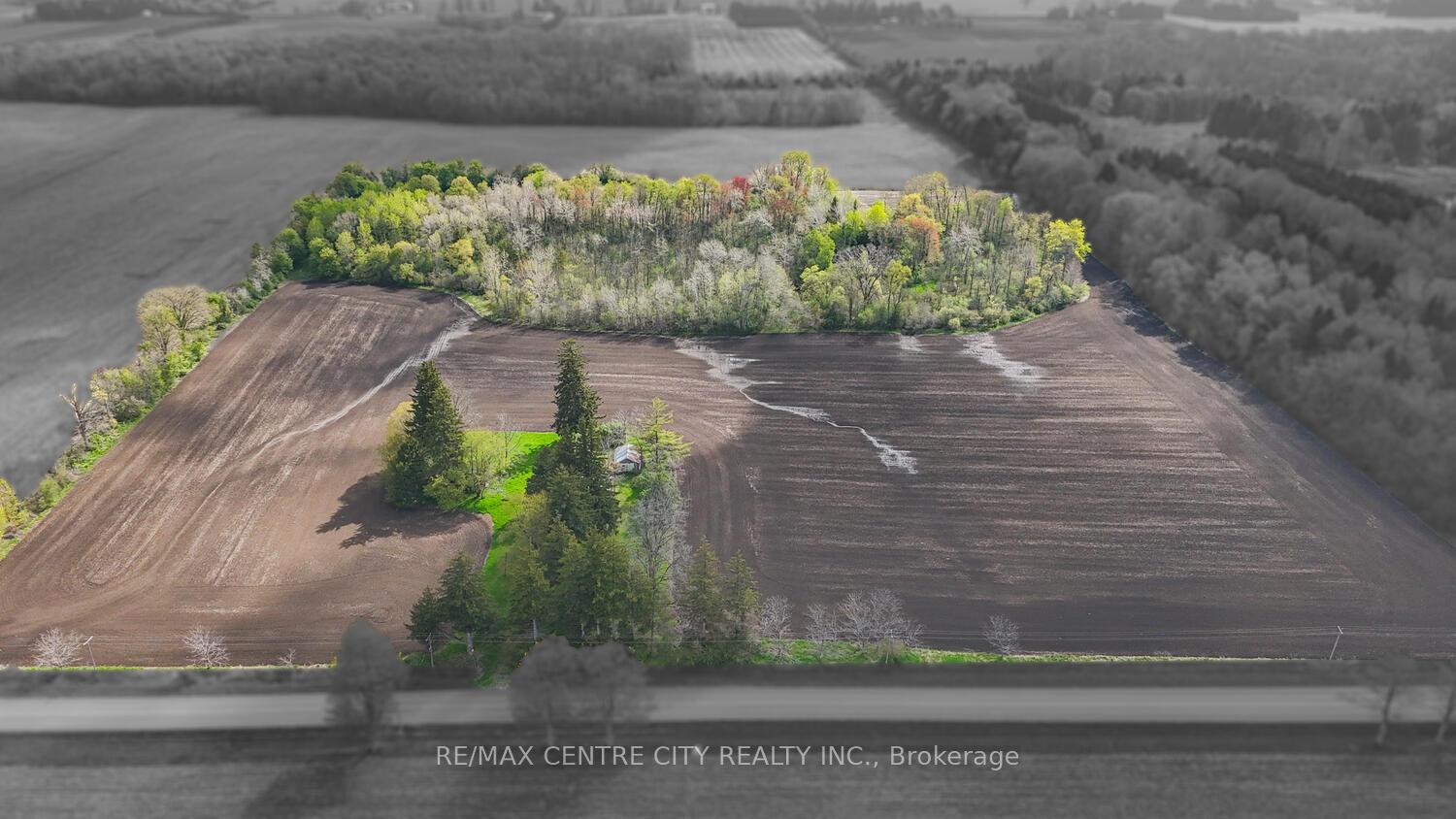 Photo 3 of 20938 Cherry Hill Road, Thames Centre, Rural Thames Centre — HOMEH