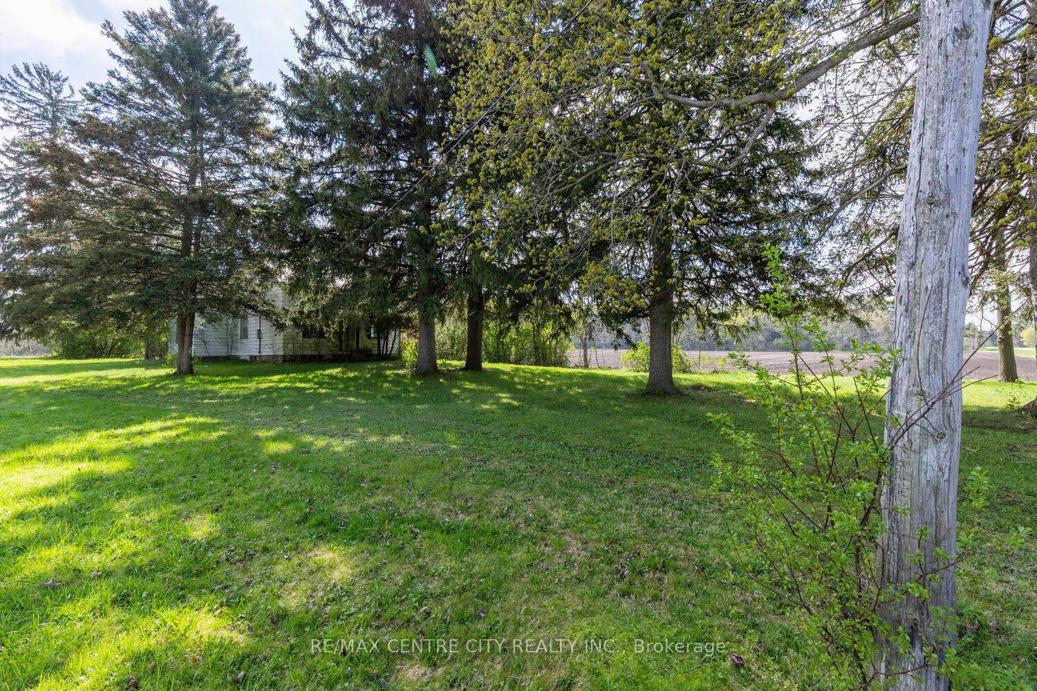Photo 9 of 20938 Cherry Hill Road, Thames Centre, Rural Thames Centre — HOMEH