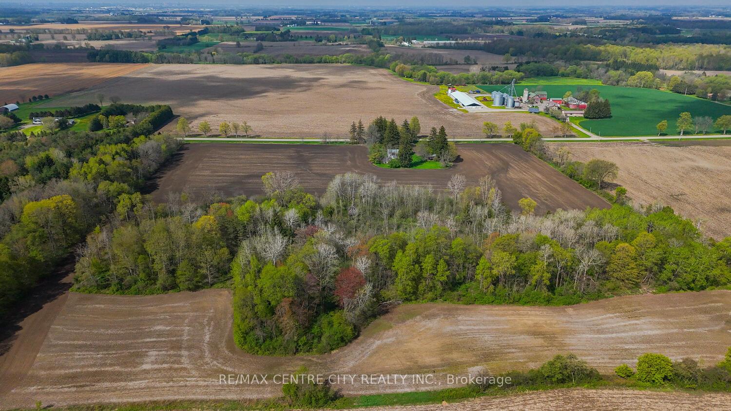 Photo 20 of 20938 Cherry Hill Road, Thames Centre, Rural Thames Centre — HOMEH