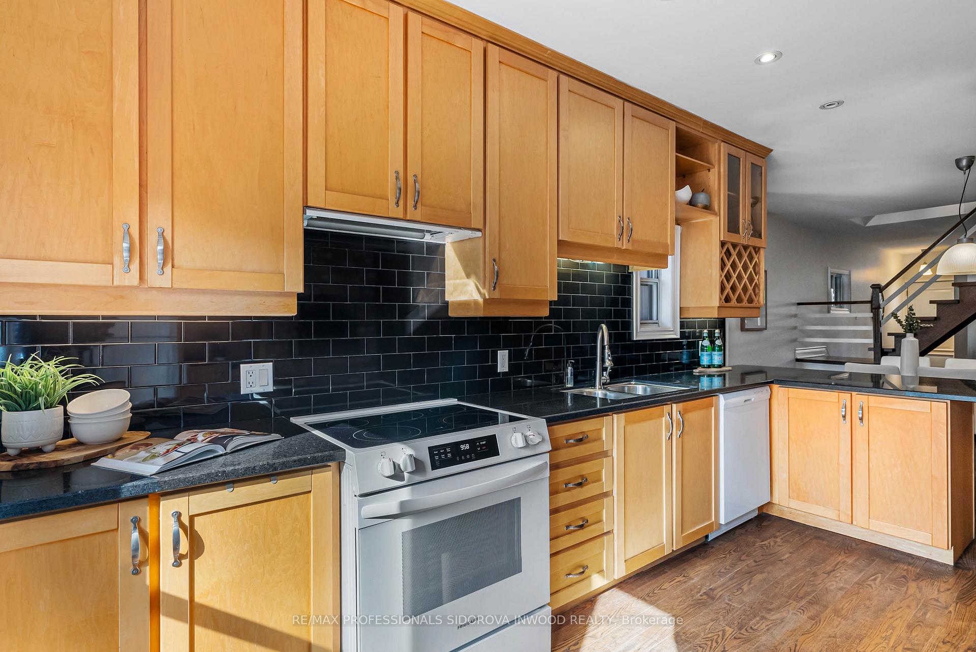 Photo 13 of 57 Marchmount Road, Toronto, Wychwood — HOMEH