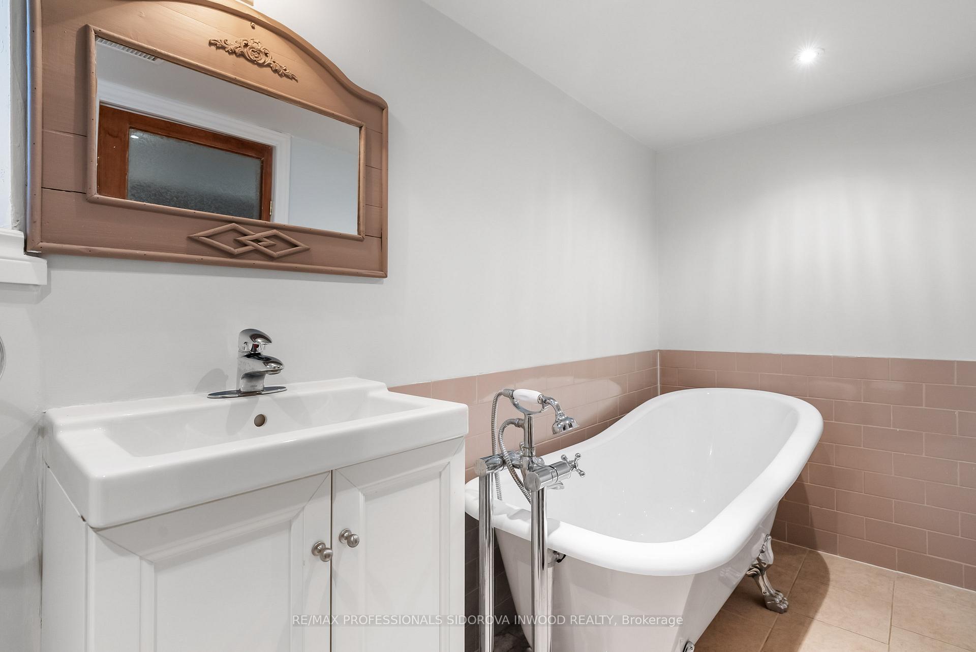 Photo 20 of 57 Marchmount Road, Toronto, Wychwood — HOMEH