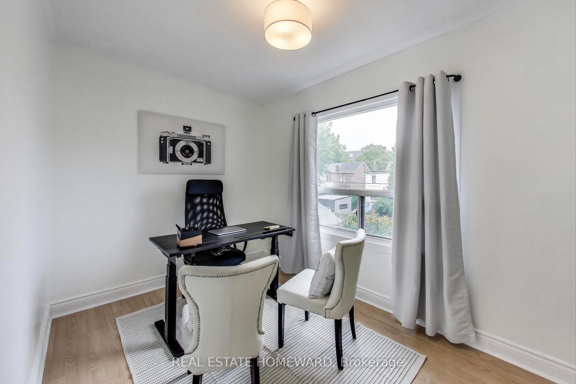 Photo 16 of 22 Mountnoel Avenue, Toronto, Greenwood-Coxwell — HOMEH