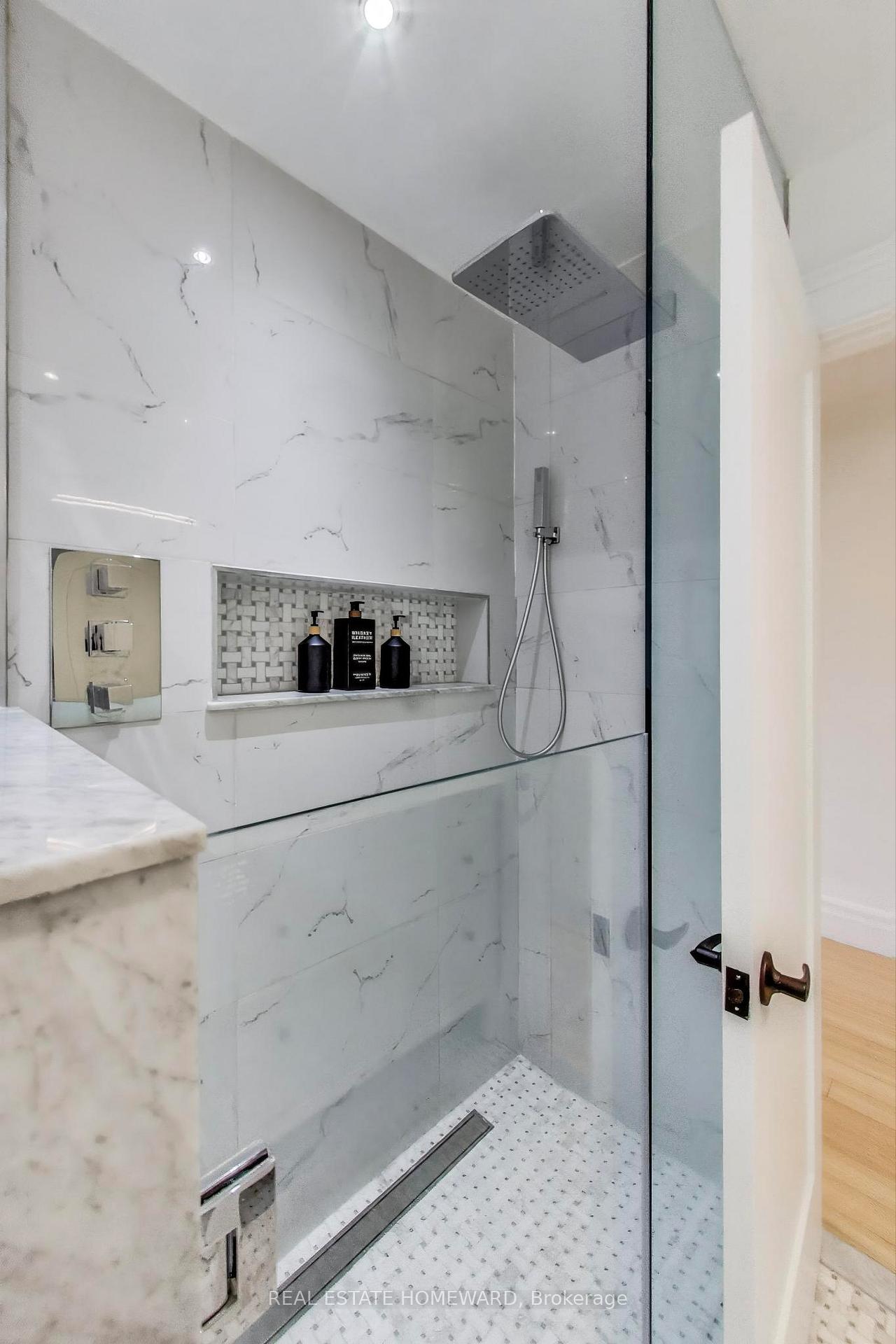 Photo 19 of 22 Mountnoel Avenue, Toronto, Greenwood-Coxwell — HOMEH