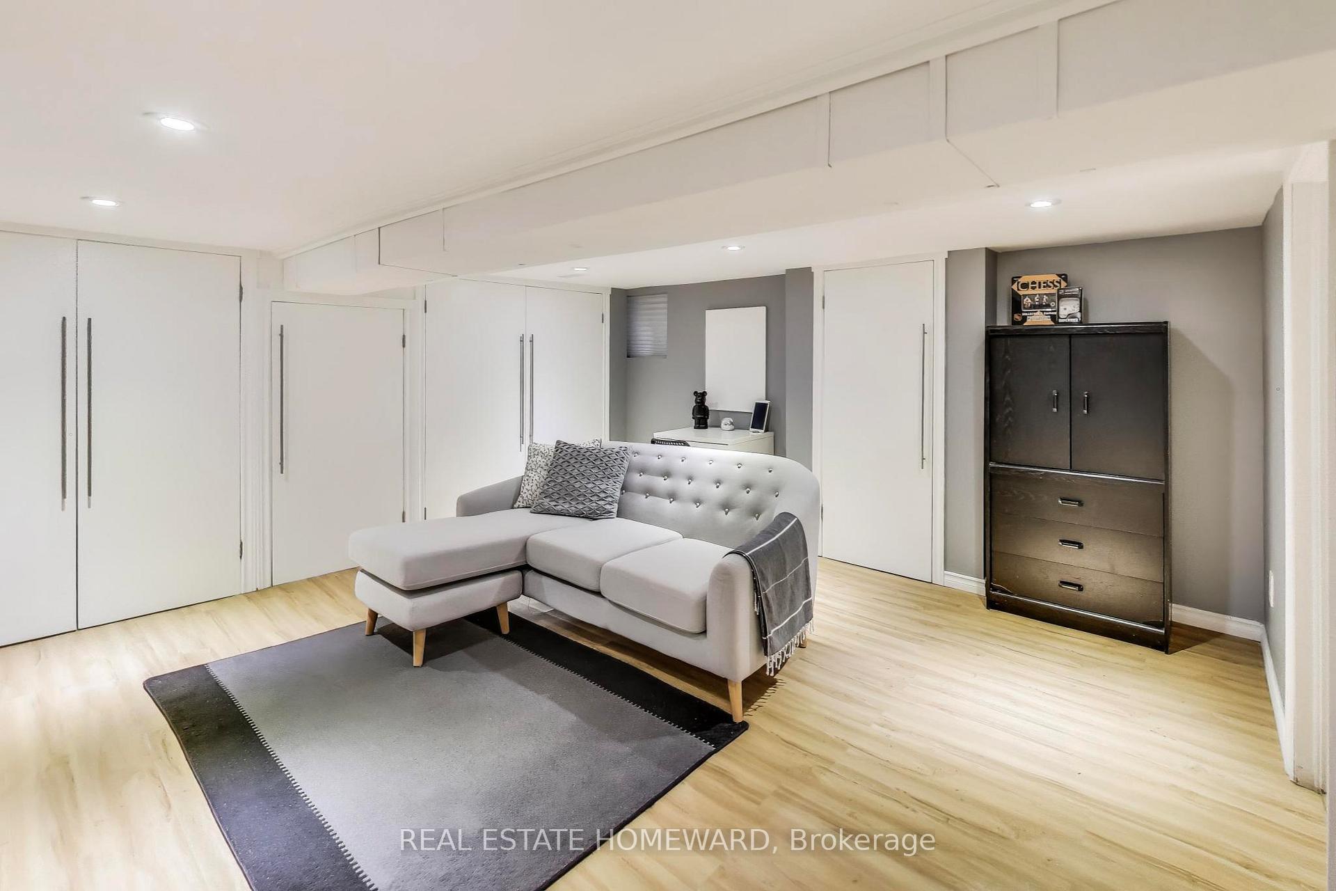 Photo 20 of 22 Mountnoel Avenue, Toronto, Greenwood-Coxwell — HOMEH