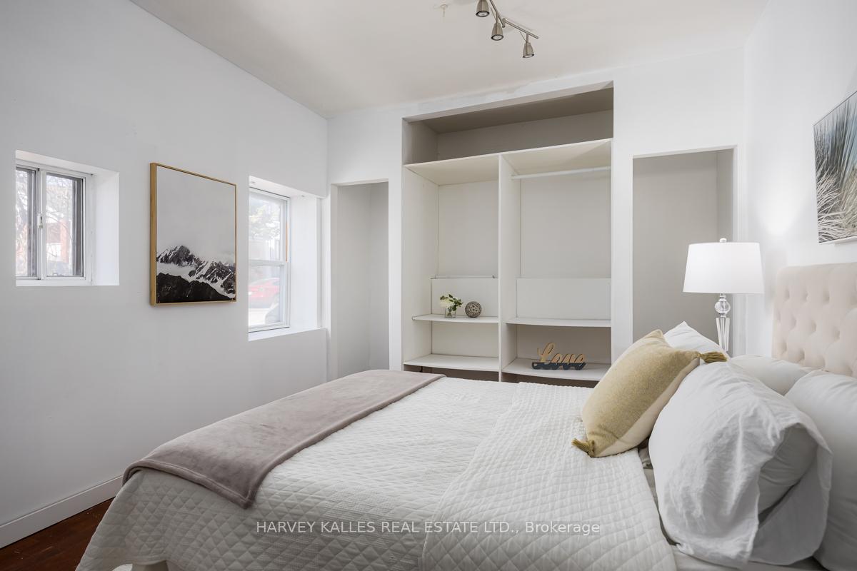 Photo 10 of 256 Sammon Avenue, Toronto, Danforth Village-East York — HOMEH