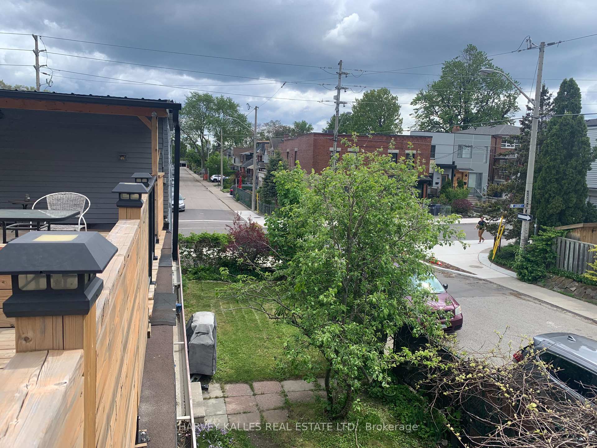 Photo 23 of 256 Sammon Avenue, Toronto, Danforth Village-East York — HOMEH