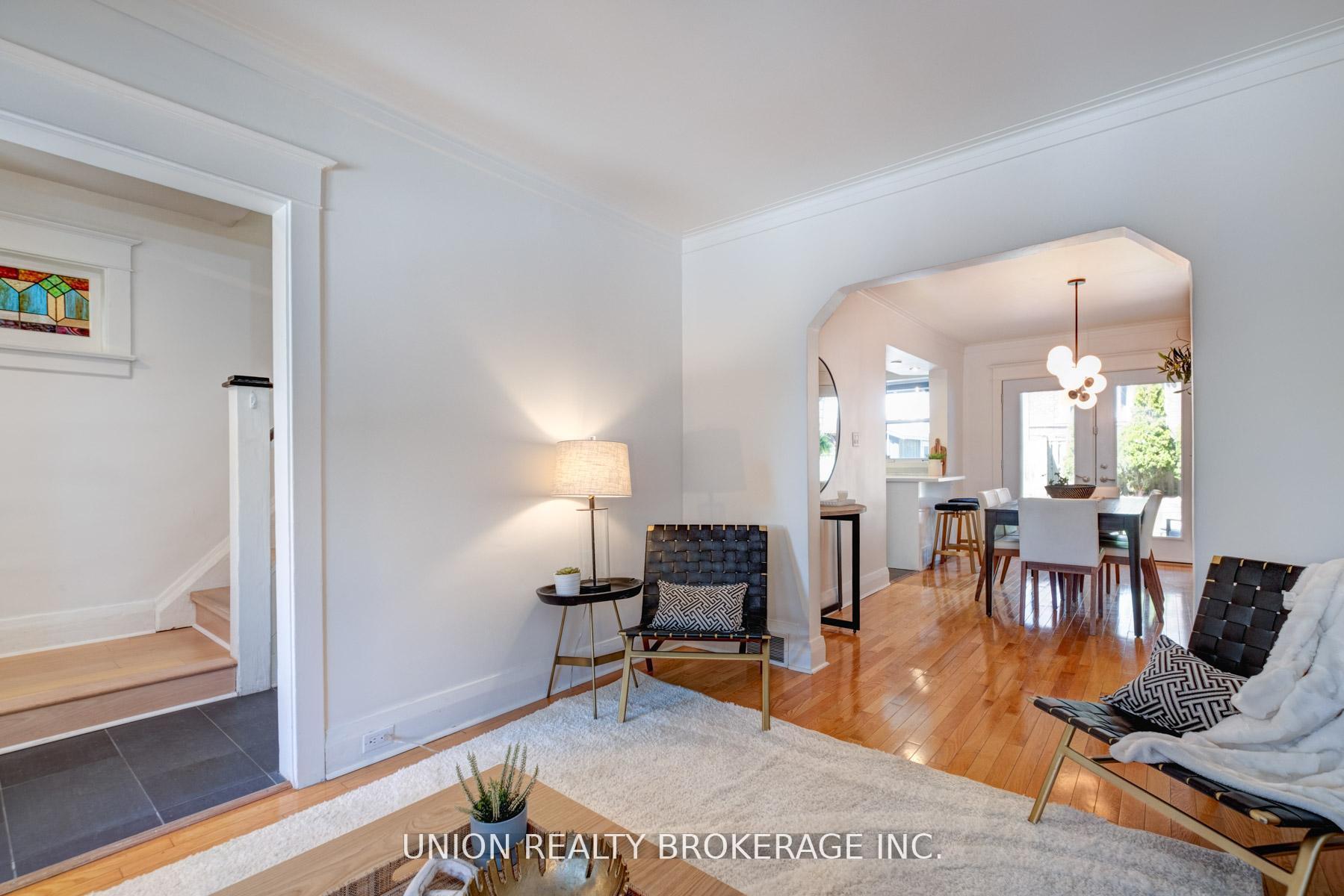 Photo 6 of 1666 Gerrard Street E, Toronto, Woodbine Corridor — HOMEH