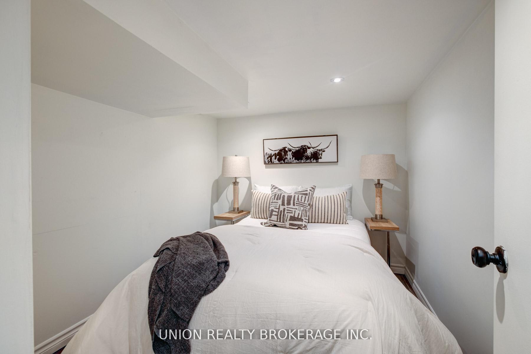 Photo 22 of 1666 Gerrard Street E, Toronto, Woodbine Corridor — HOMEH