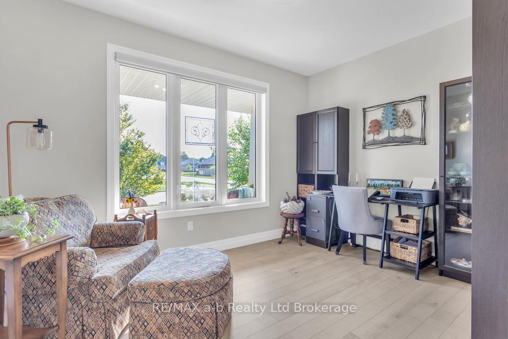 Photo 14 of 263 Wilson Avenue, Tillsonburg — HOMEH