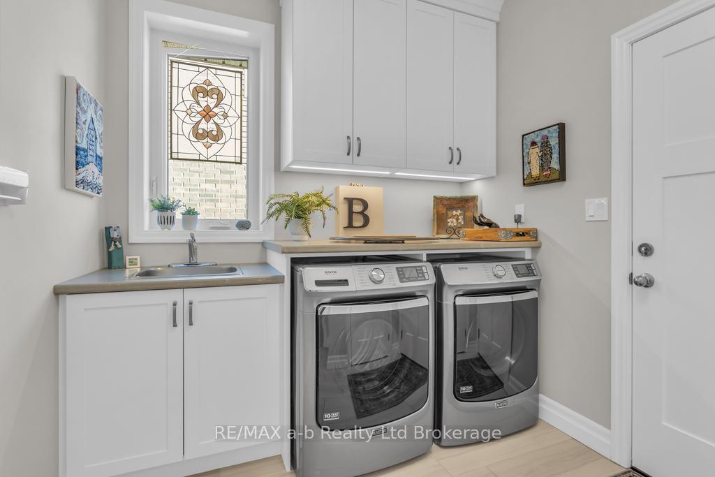 Photo 15 of 263 Wilson Avenue, Tillsonburg — HOMEH