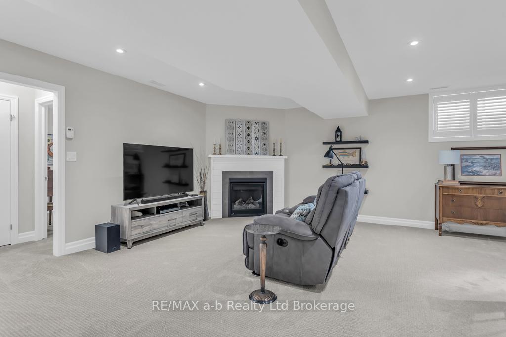 Photo 20 of 263 Wilson Avenue, Tillsonburg — HOMEH