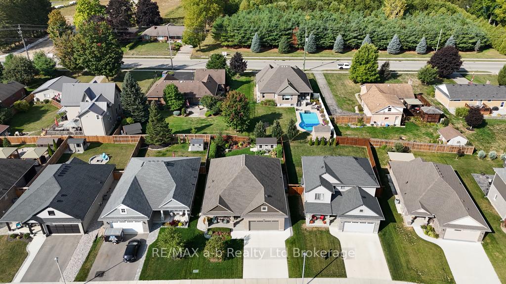 Photo 33 of 263 Wilson Avenue, Tillsonburg — HOMEH
