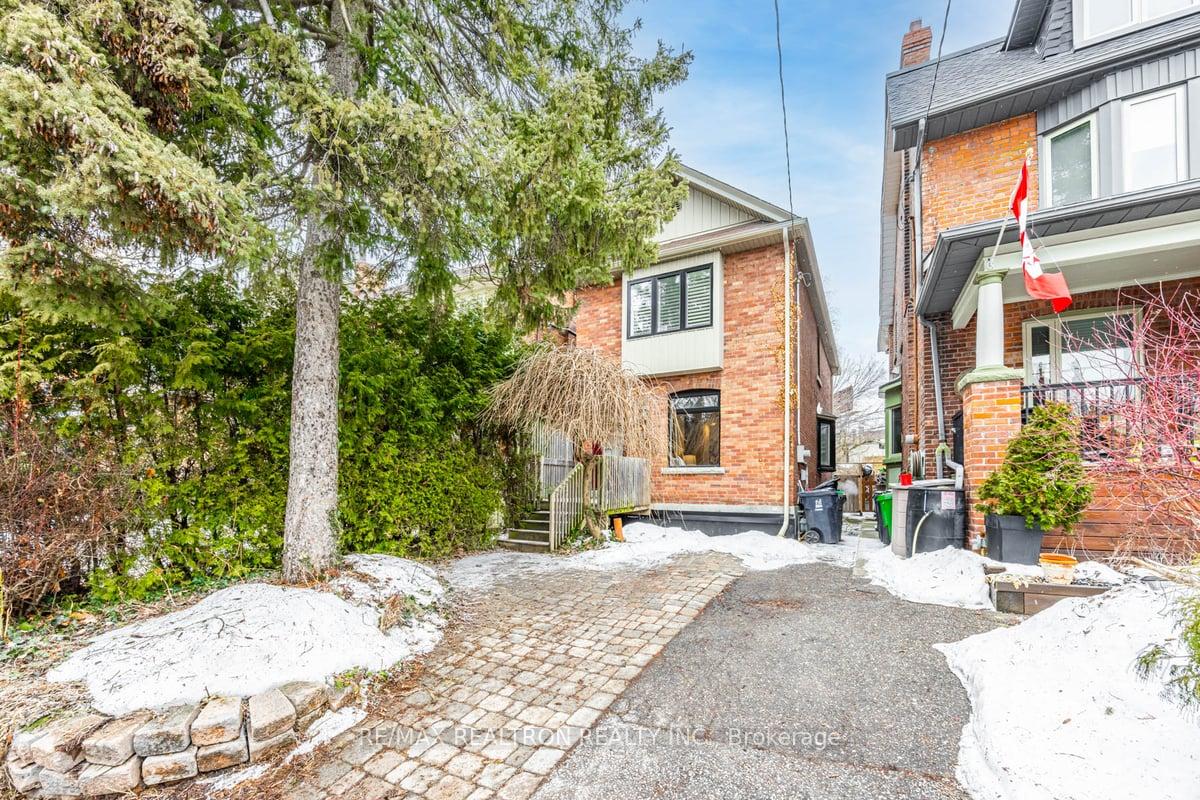Photo 2 of 40 Ellsworth Avenue, Toronto, Wychwood — HOMEH