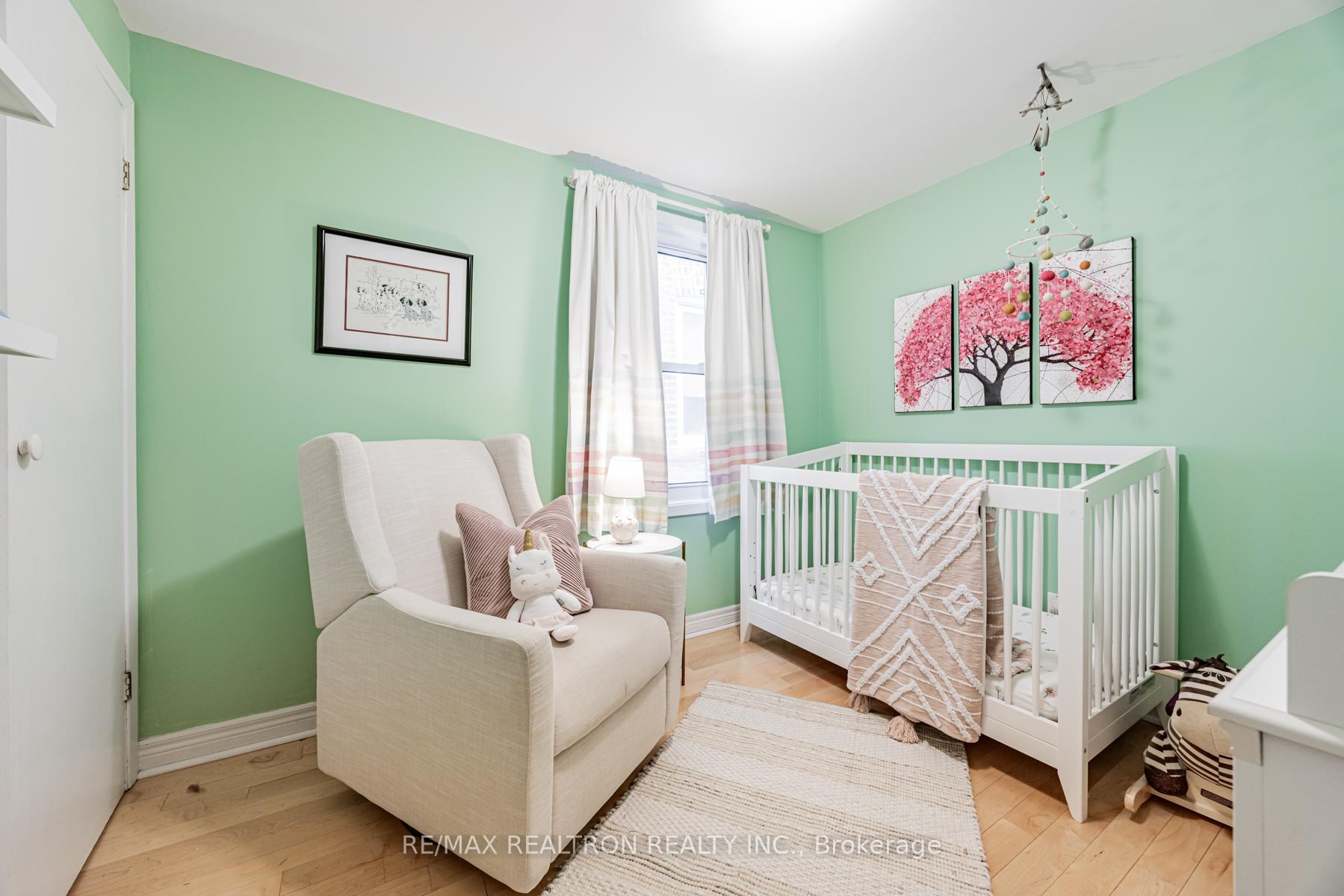 Photo 22 of 40 Ellsworth Avenue, Toronto, Wychwood — HOMEH