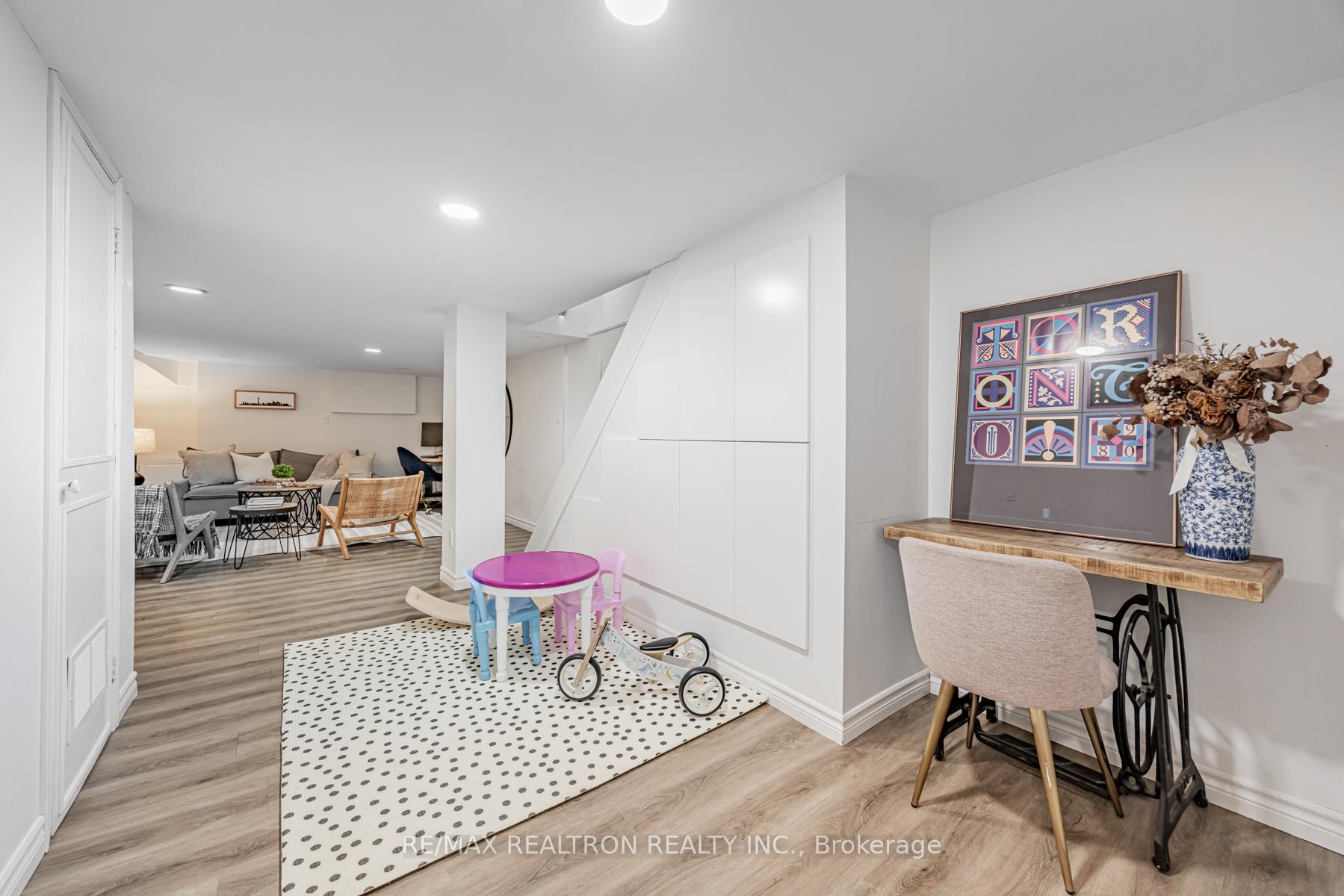 Photo 29 of 40 Ellsworth Avenue, Toronto, Wychwood — HOMEH