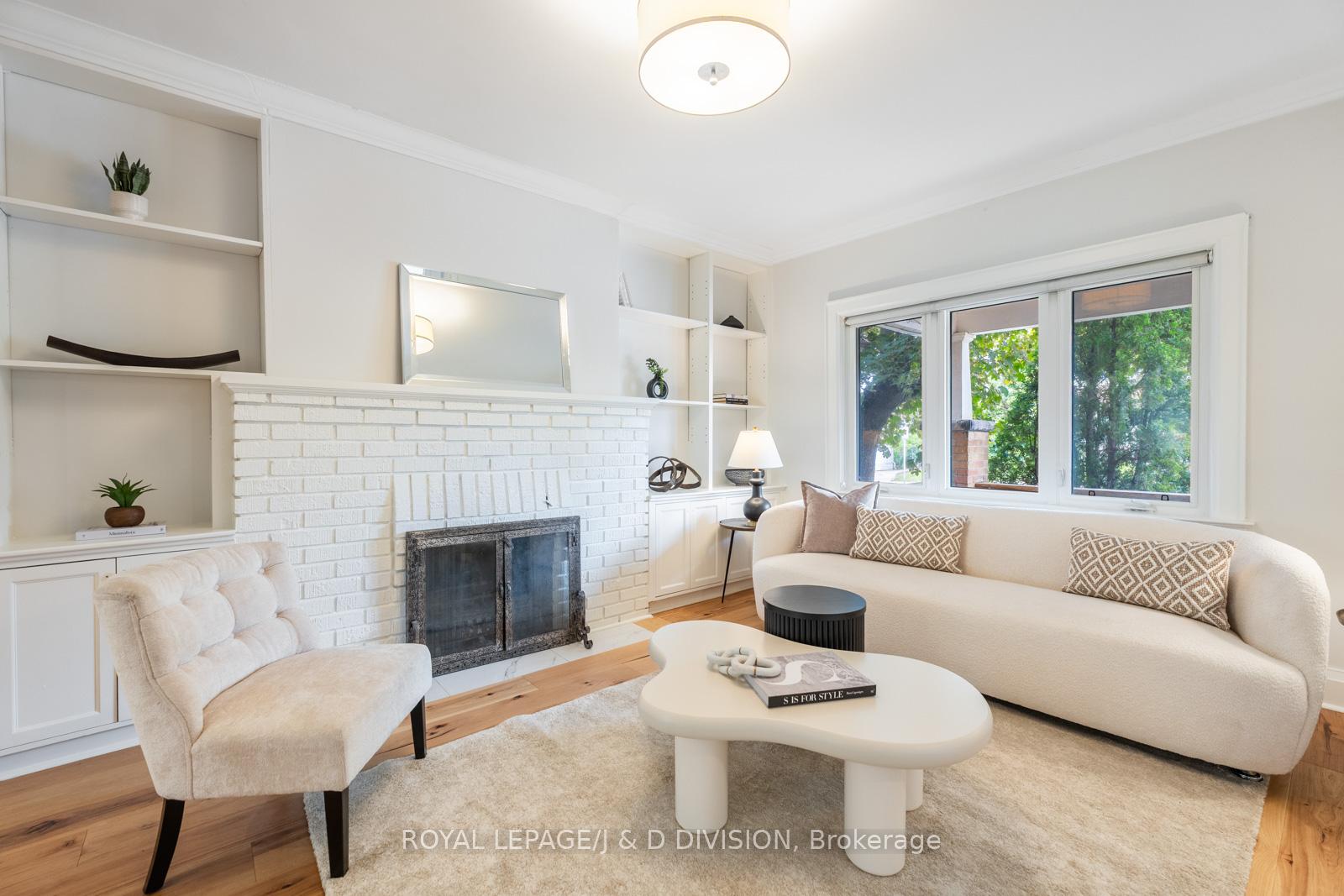 Photo 5 of 256 Mortimer Avenue, Toronto, Danforth Village-East York — HOMEH