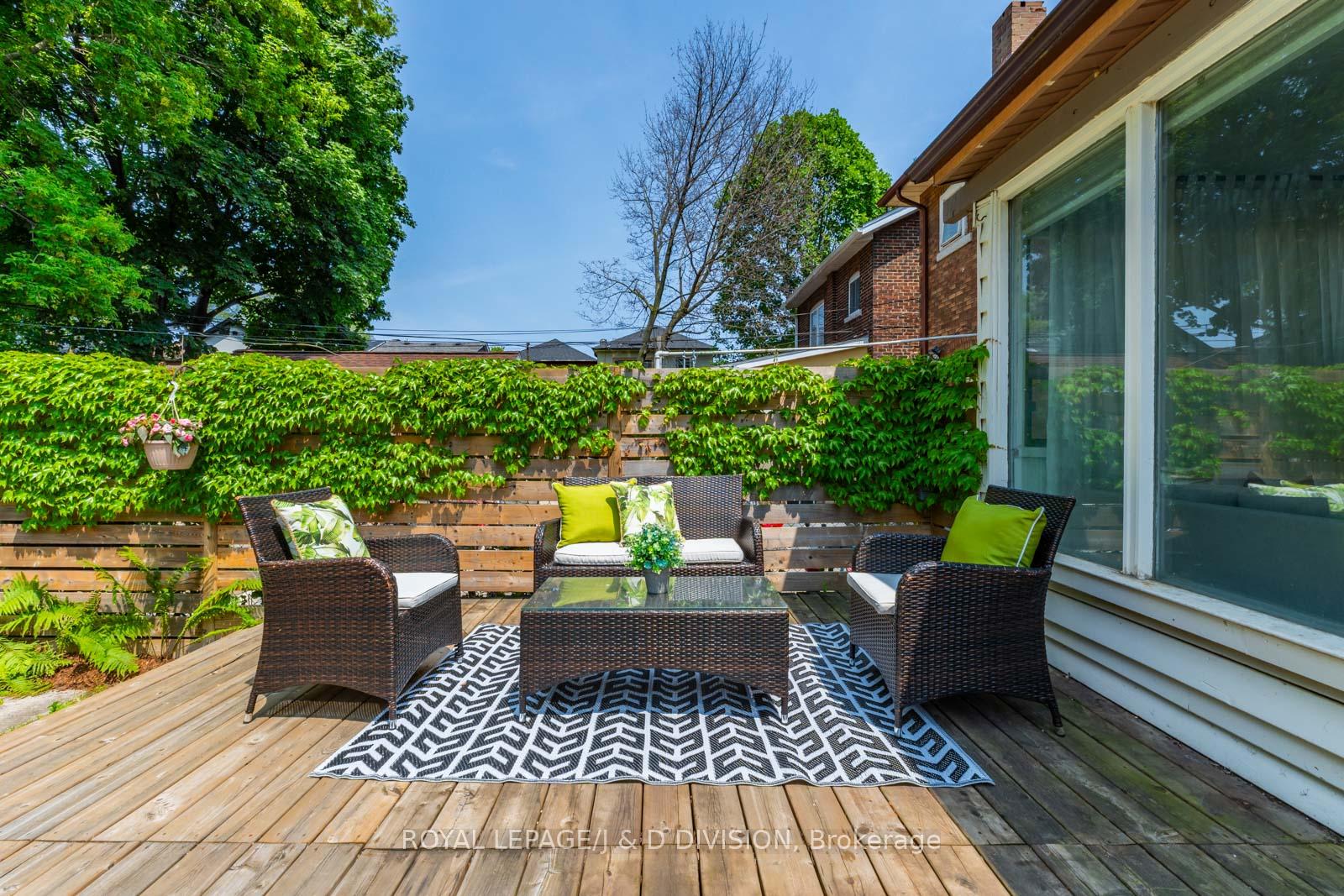 Photo 34 of 256 Mortimer Avenue, Toronto, Danforth Village-East York — HOMEH