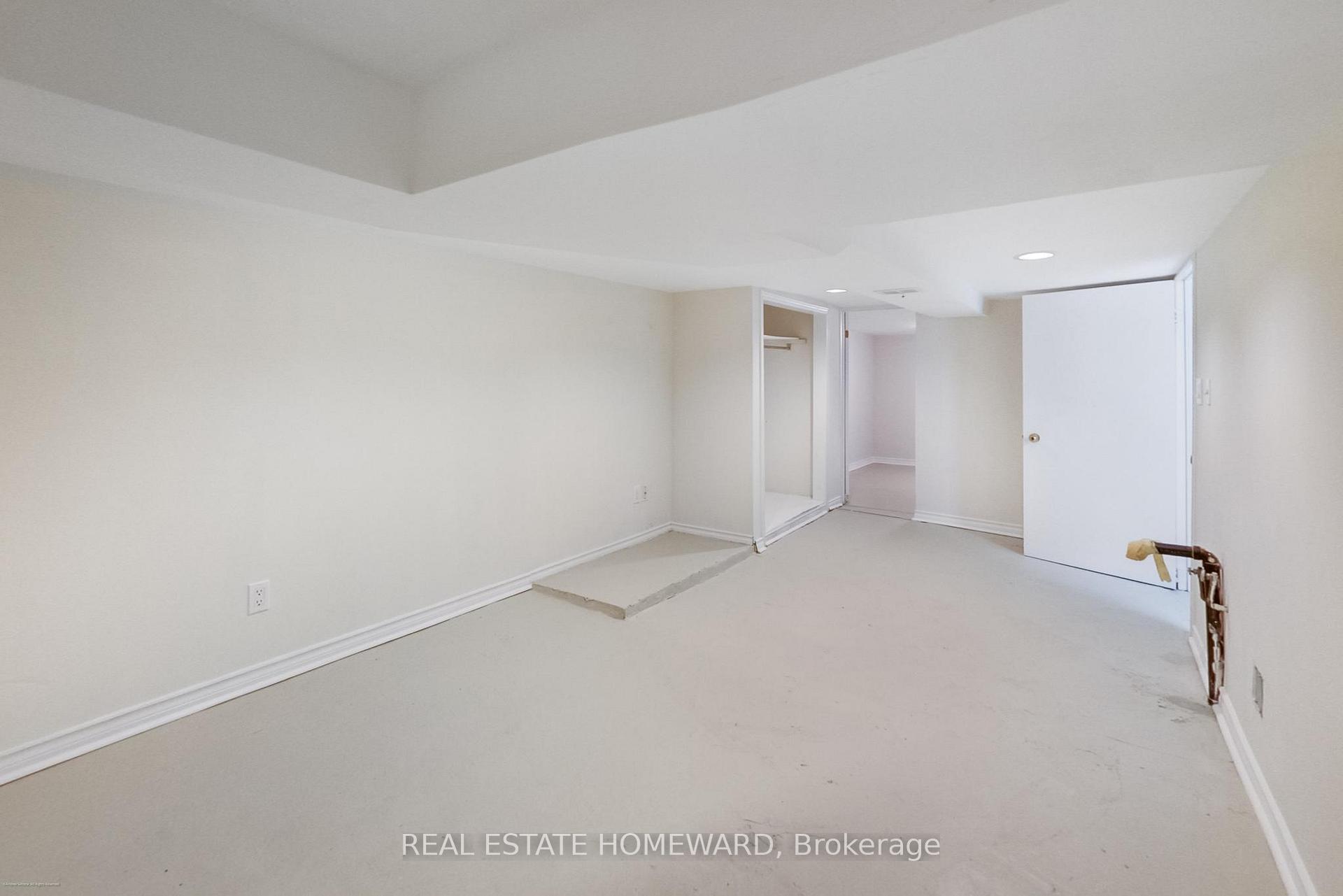 Photo 4 of 111 Parkmount Road, Toronto, Greenwood-Coxwell — HOMEH