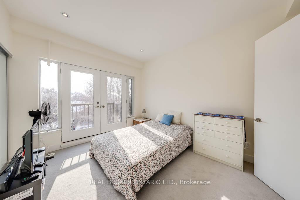 Photo 11 of 987 Dundas Street E, Toronto, South Riverdale — HOMEH