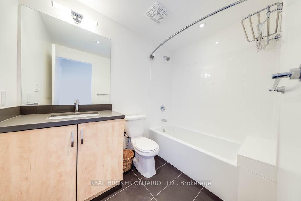 Photo 15 of 987 Dundas Street E, Toronto, South Riverdale — HOMEH