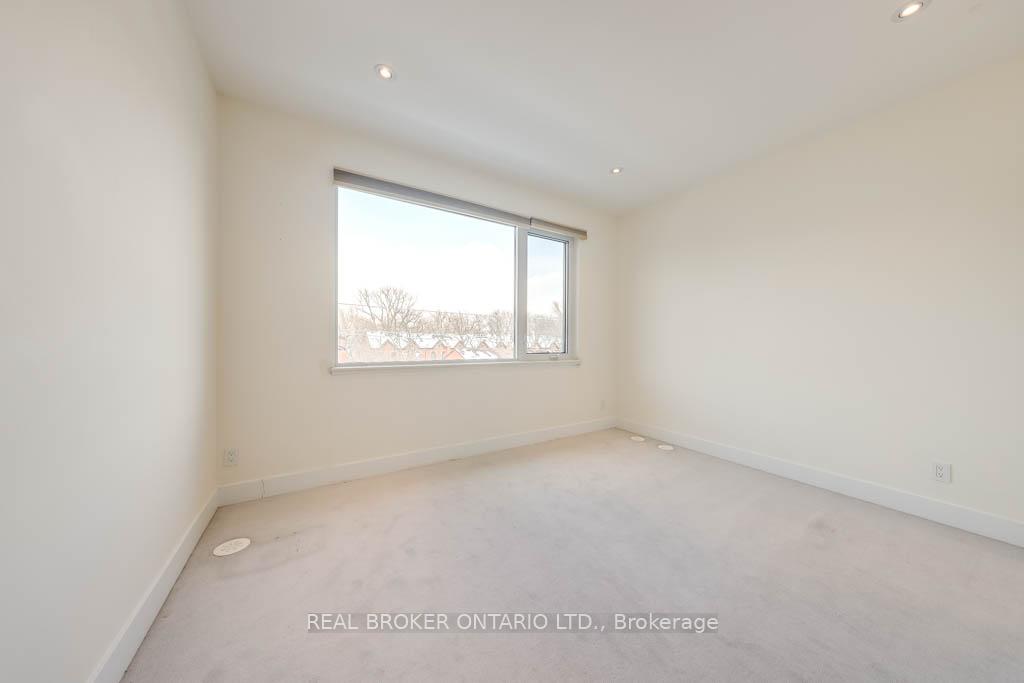 Photo 16 of 987 Dundas Street E, Toronto, South Riverdale — HOMEH