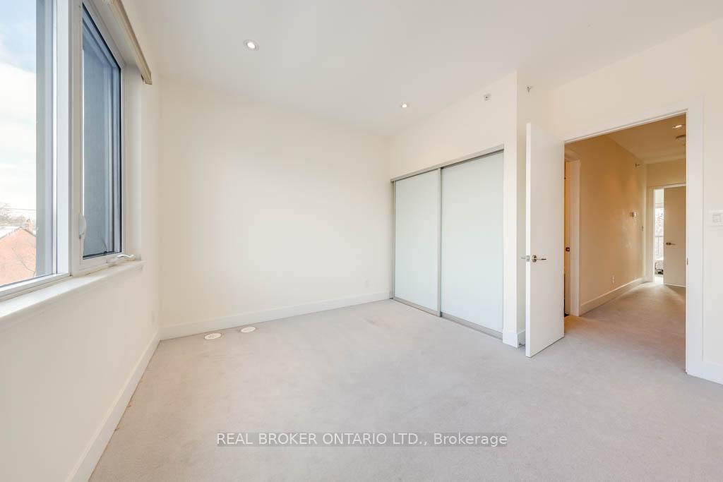 Photo 17 of 987 Dundas Street E, Toronto, South Riverdale — HOMEH
