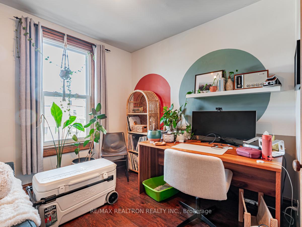 Photo 3 of 867 Bathurst Street, Toronto, The Annex — HOMEH