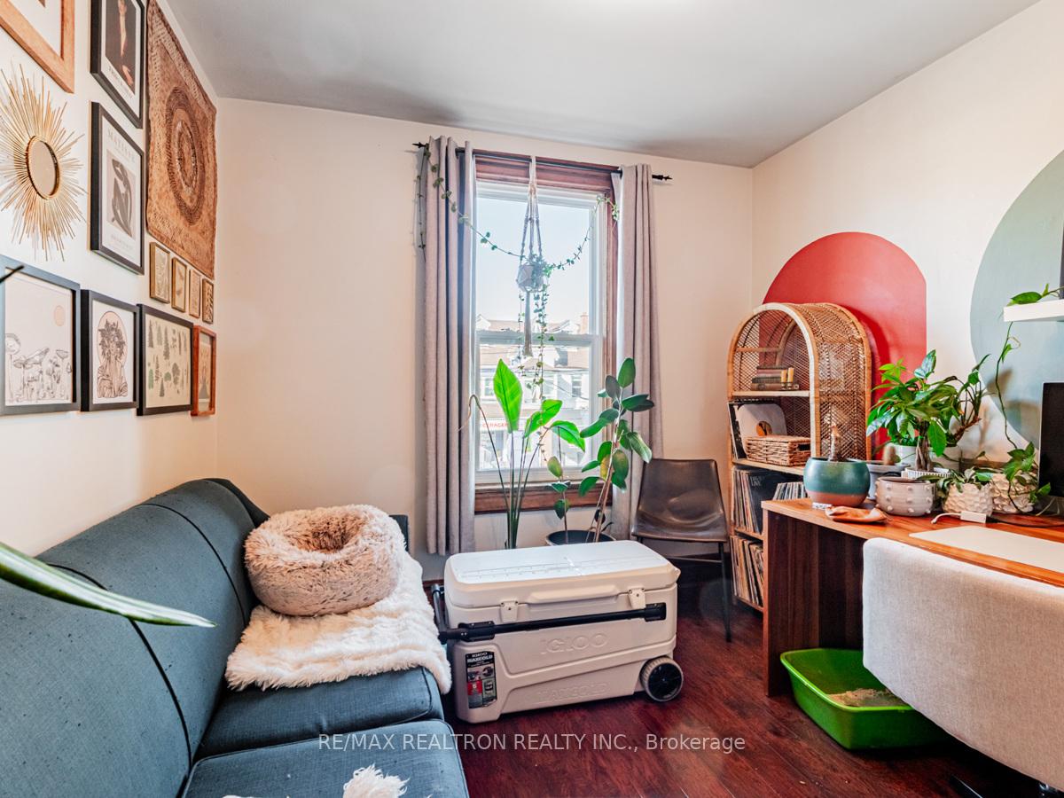 Photo 4 of 867 Bathurst Street, Toronto, The Annex — HOMEH