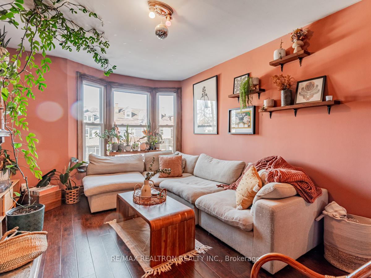 Photo 6 of 867 Bathurst Street, Toronto, The Annex — HOMEH