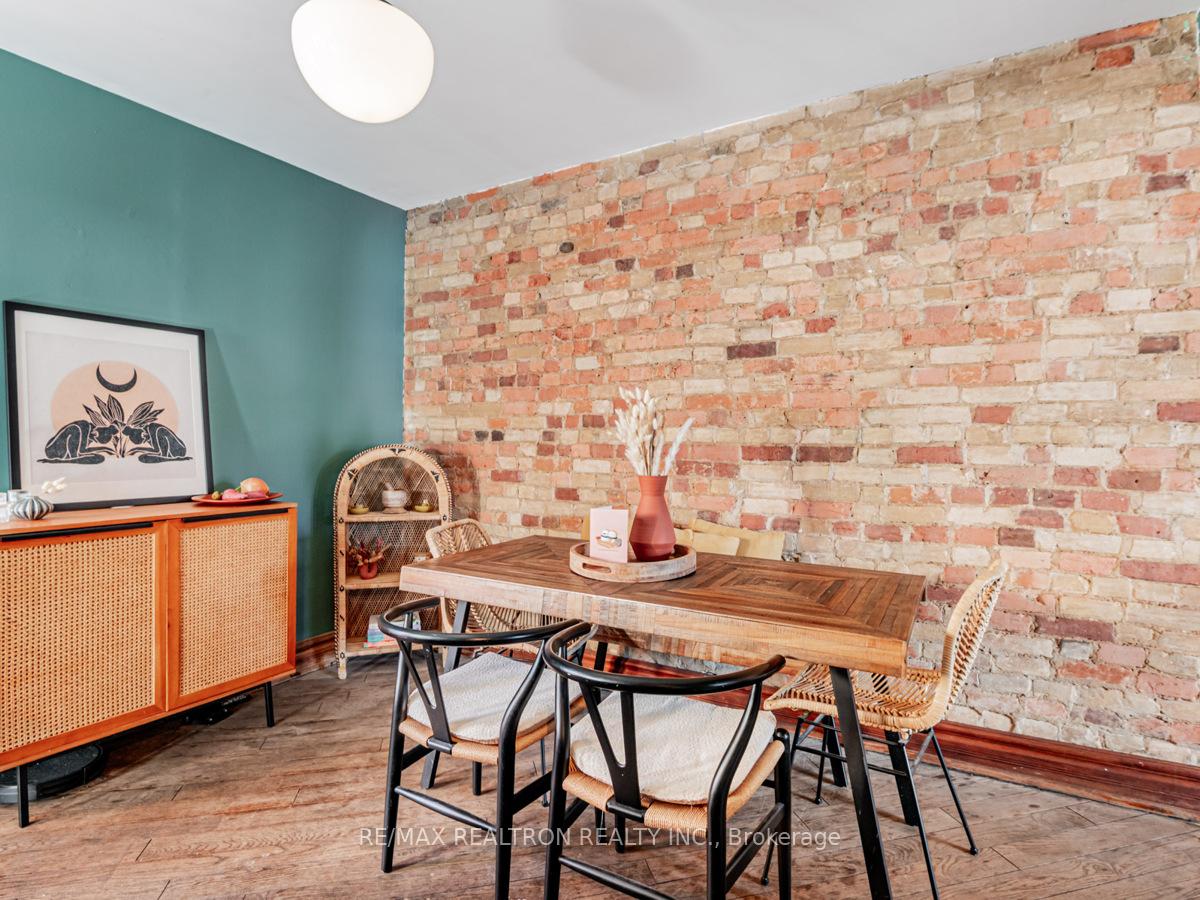 Photo 10 of 867 Bathurst Street, Toronto, The Annex — HOMEH