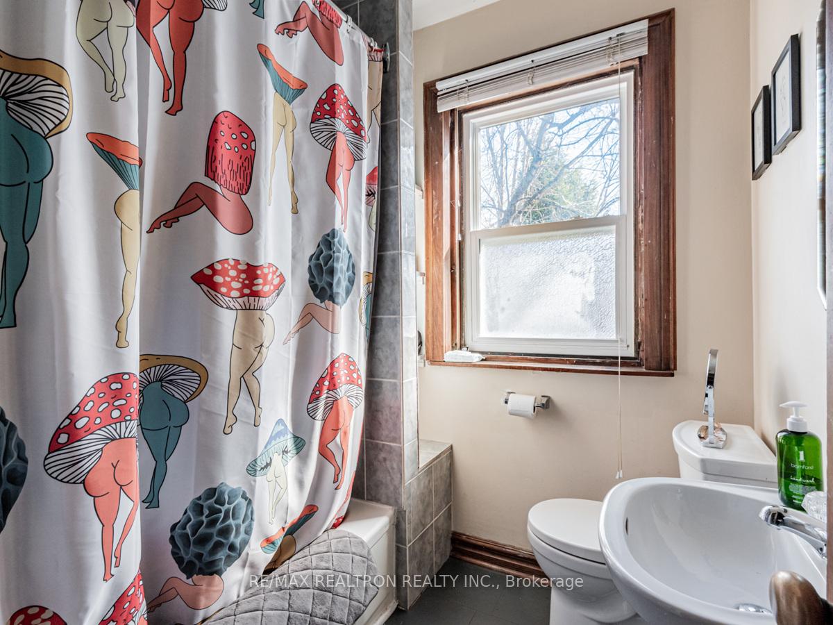 Photo 28 of 867 Bathurst Street, Toronto, The Annex — HOMEH