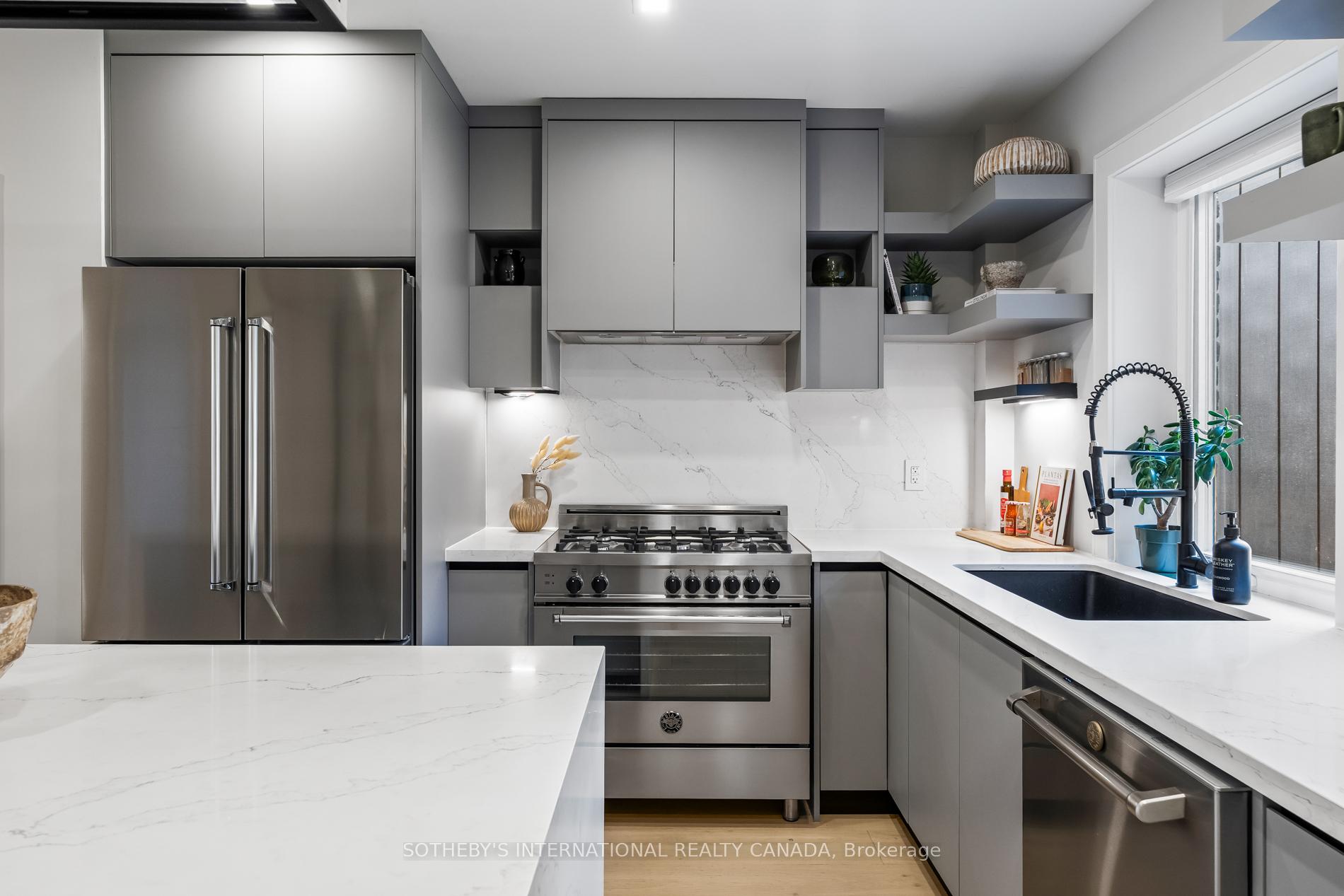 Photo 14 of 7 Beatrice Street, Toronto, Trinity-Bellwoods — HOMEH