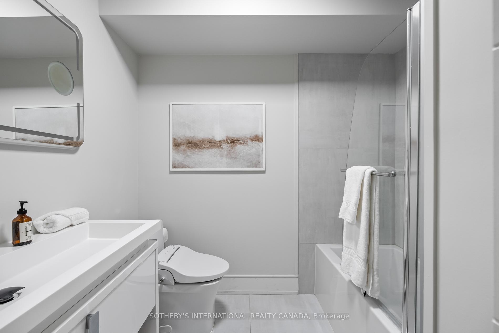 Photo 21 of 7 Beatrice Street, Toronto, Trinity-Bellwoods — HOMEH