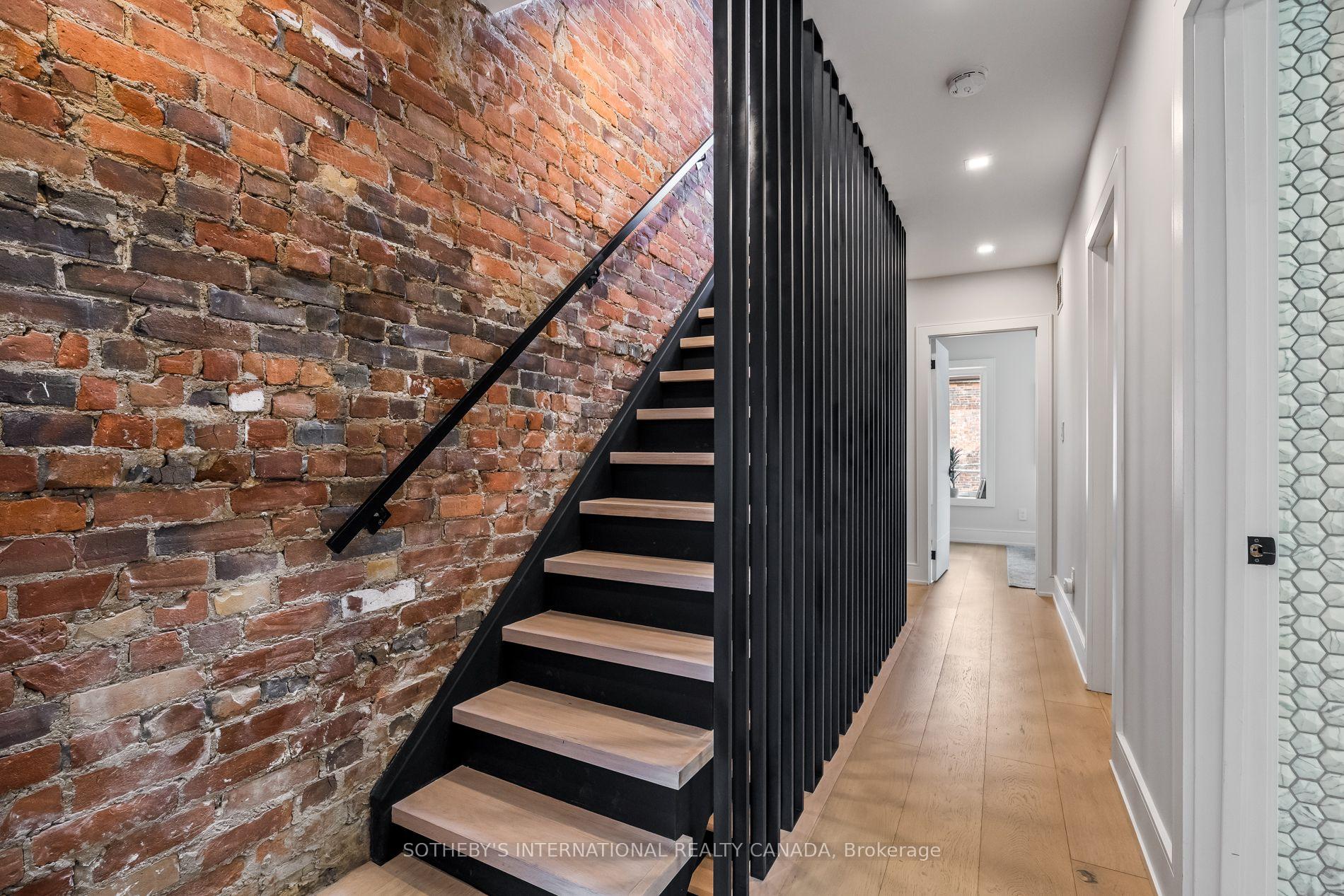 Photo 24 of 7 Beatrice Street, Toronto, Trinity-Bellwoods — HOMEH
