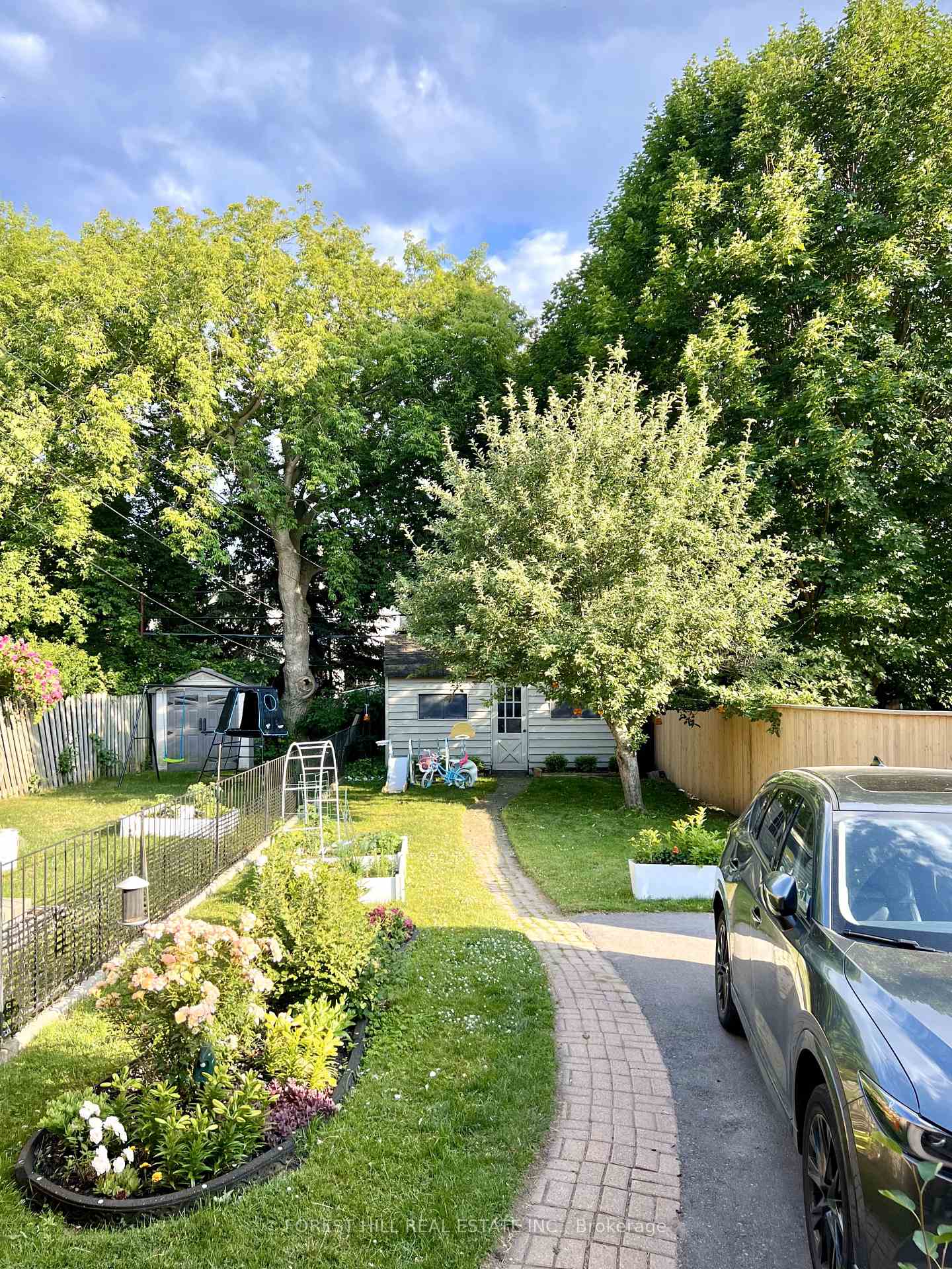 Photo 35 of 125 Torrens Avenue, Toronto, East York — HOMEH