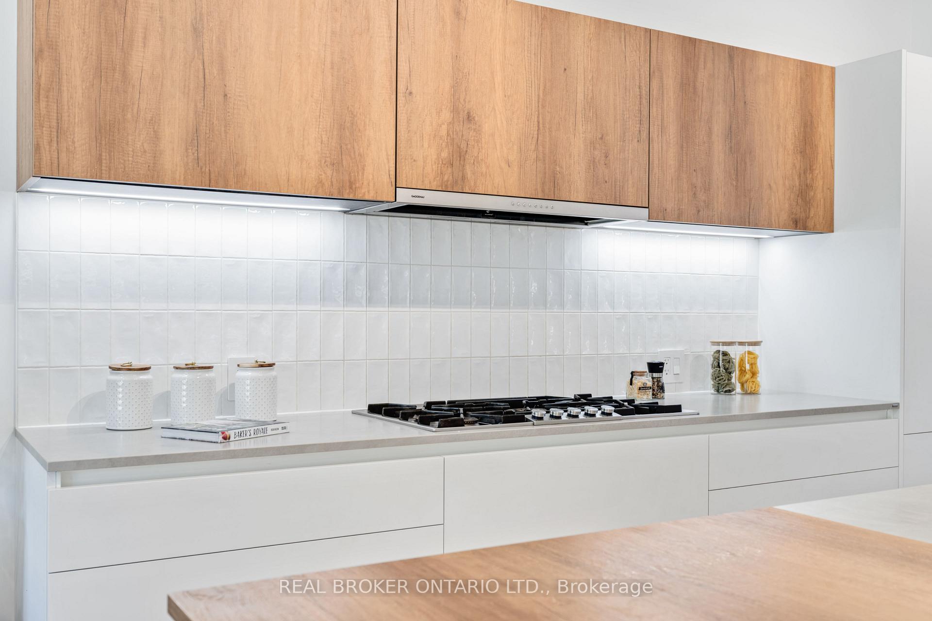 Photo 13 of 57 Rhodes Avenue, Toronto, Greenwood-Coxwell — HOMEH