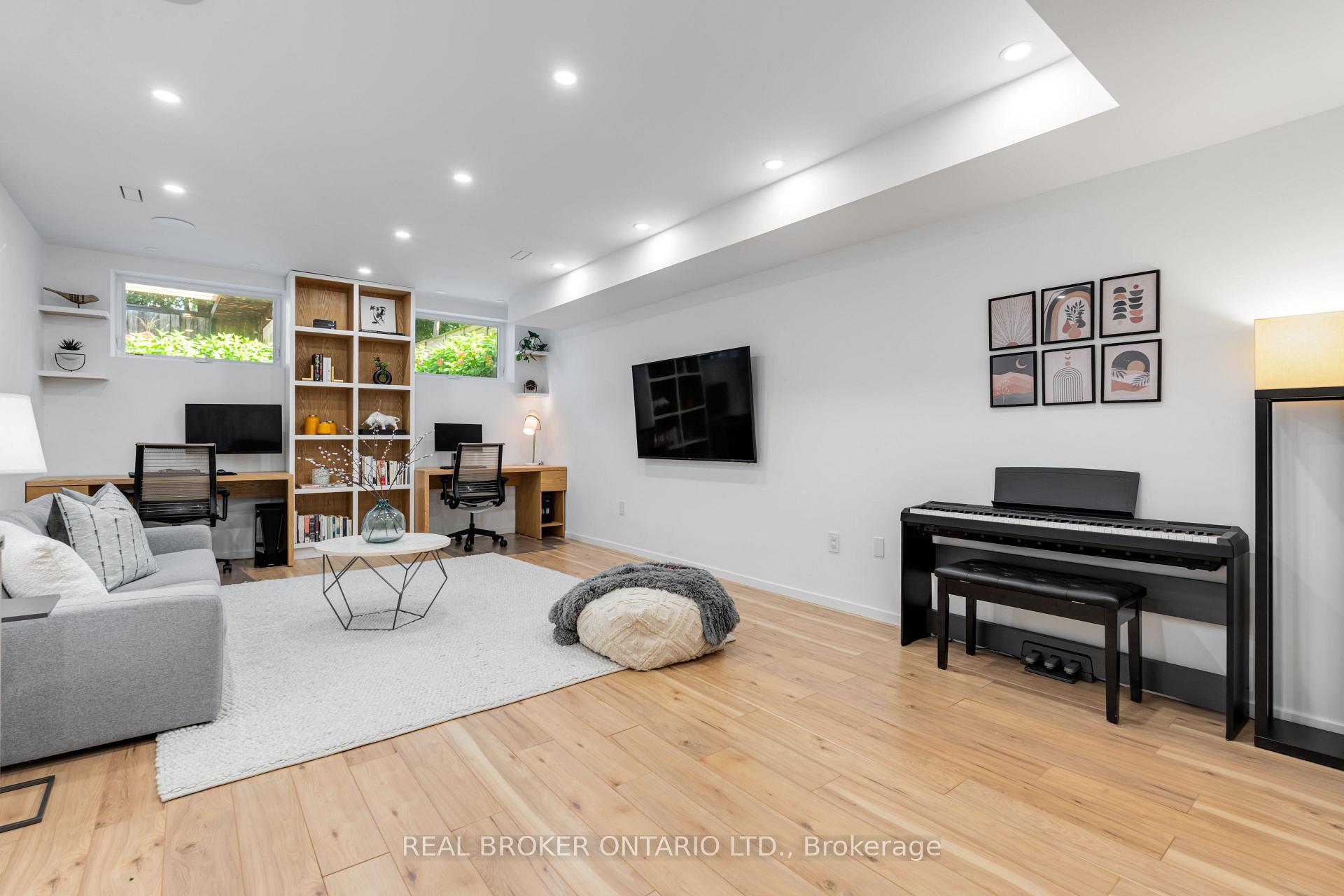 Photo 36 of 57 Rhodes Avenue, Toronto, Greenwood-Coxwell — HOMEH