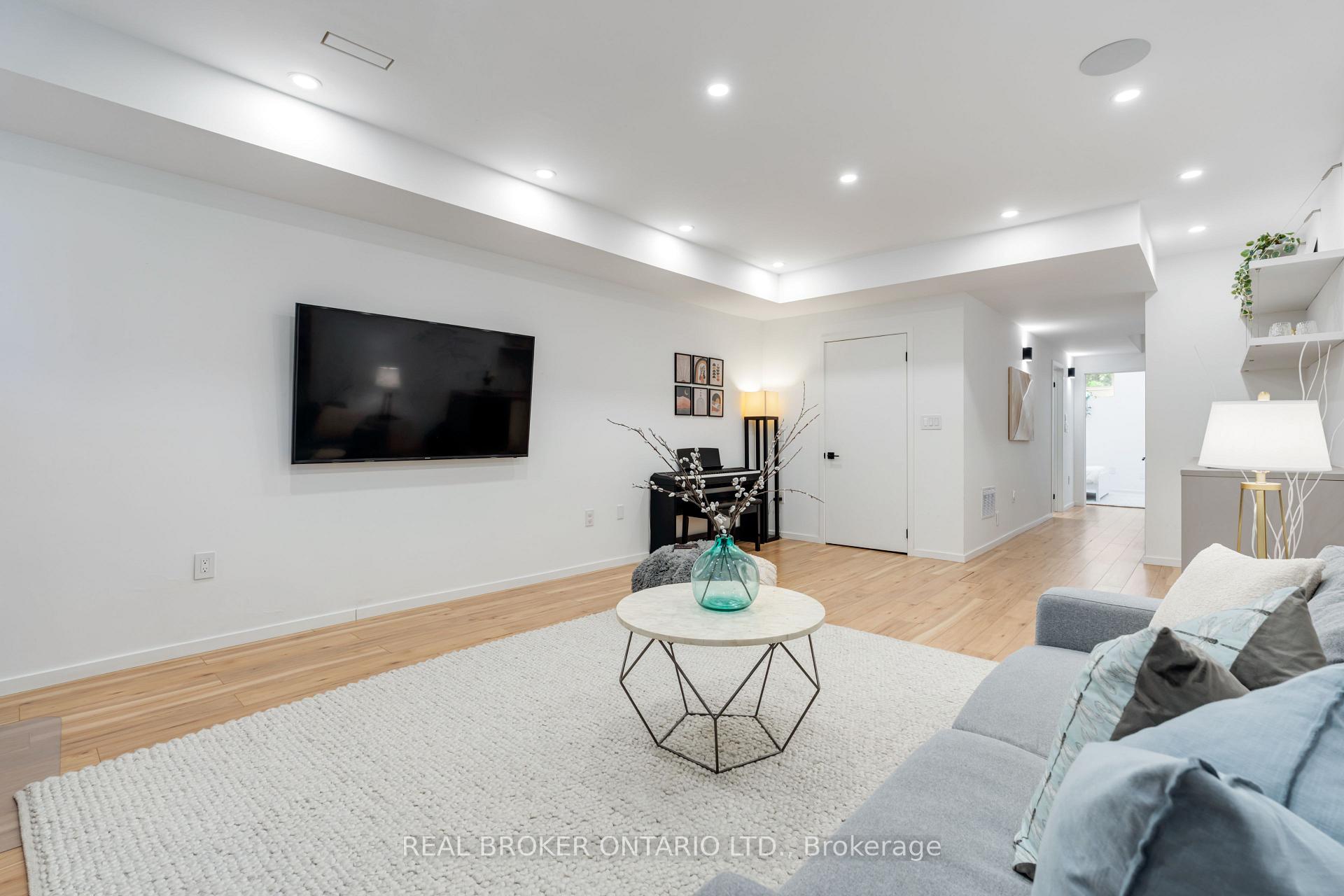 Photo 38 of 57 Rhodes Avenue, Toronto, Greenwood-Coxwell — HOMEH