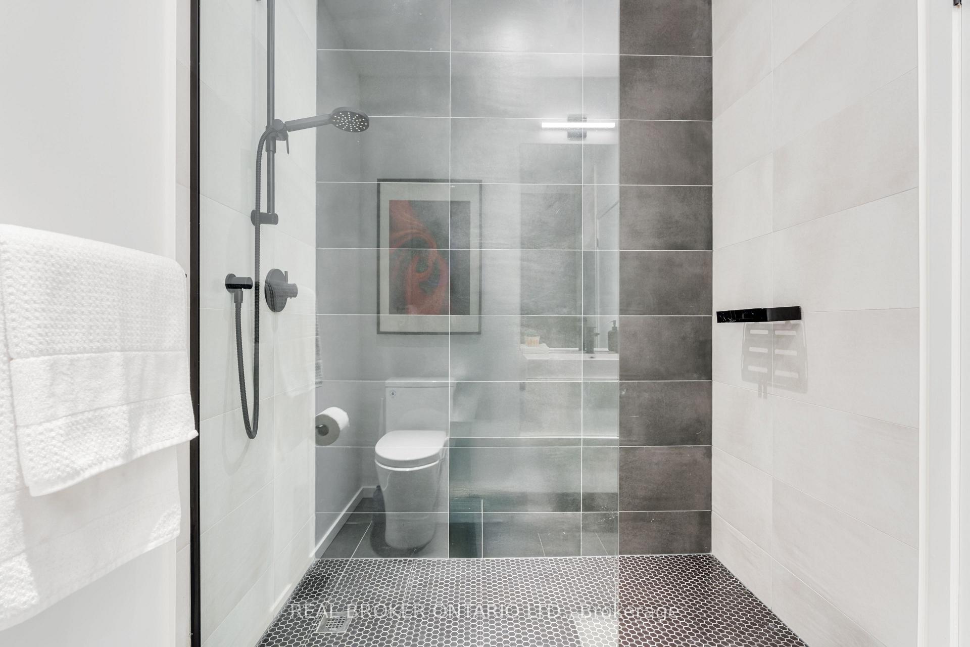 Photo 42 of 57 Rhodes Avenue, Toronto, Greenwood-Coxwell — HOMEH